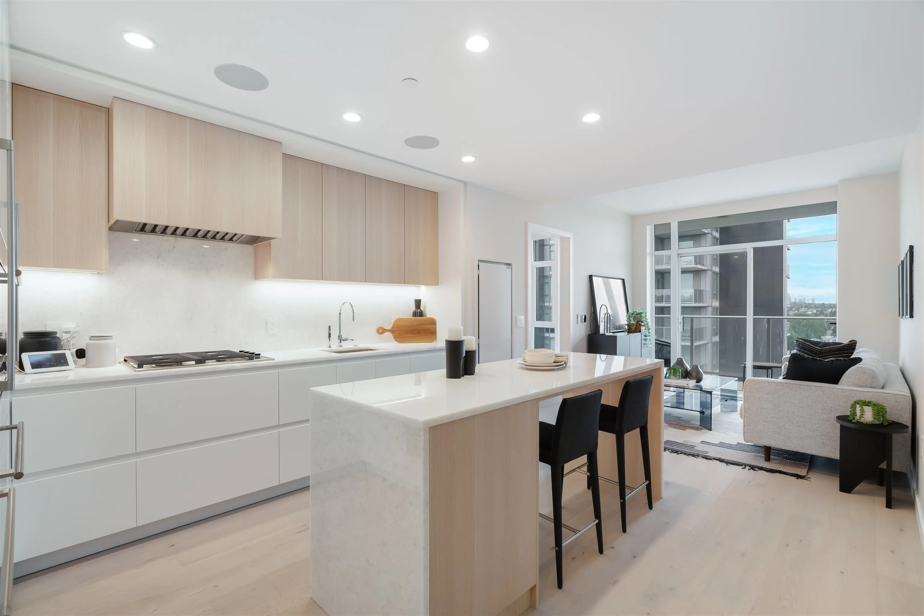1301 7418 Paulson Street