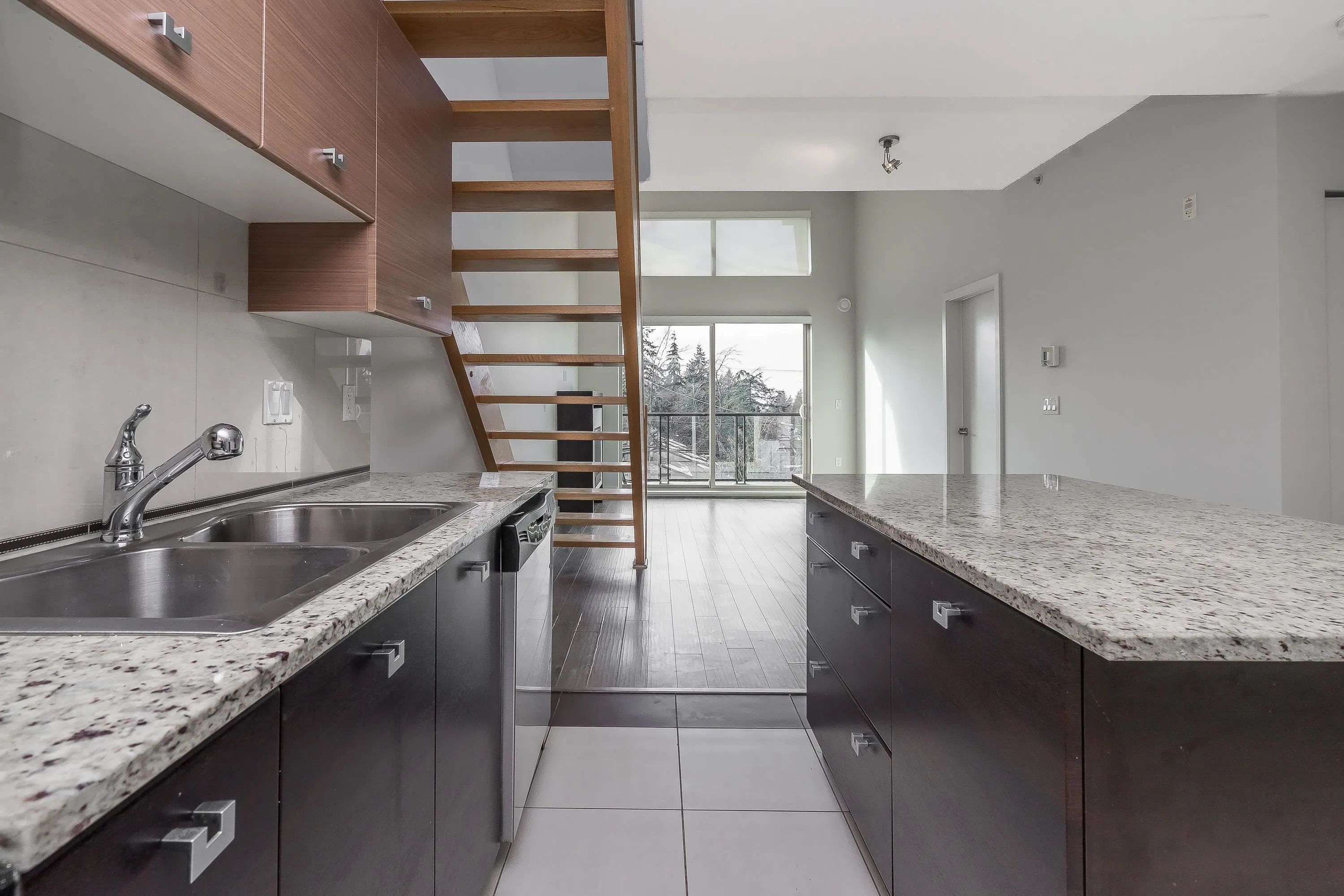 412 6688 120 Street