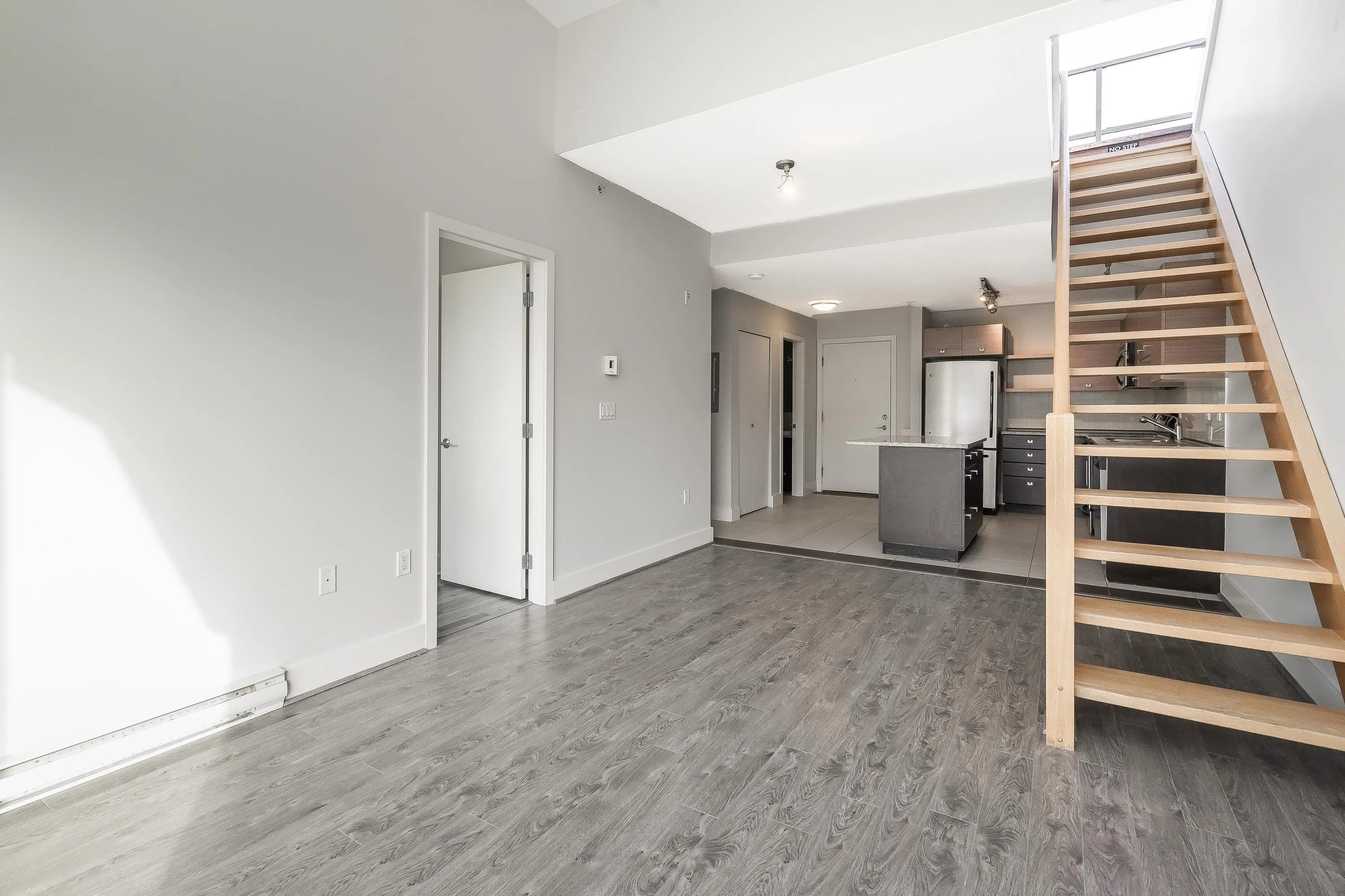 412 6688 120 Street