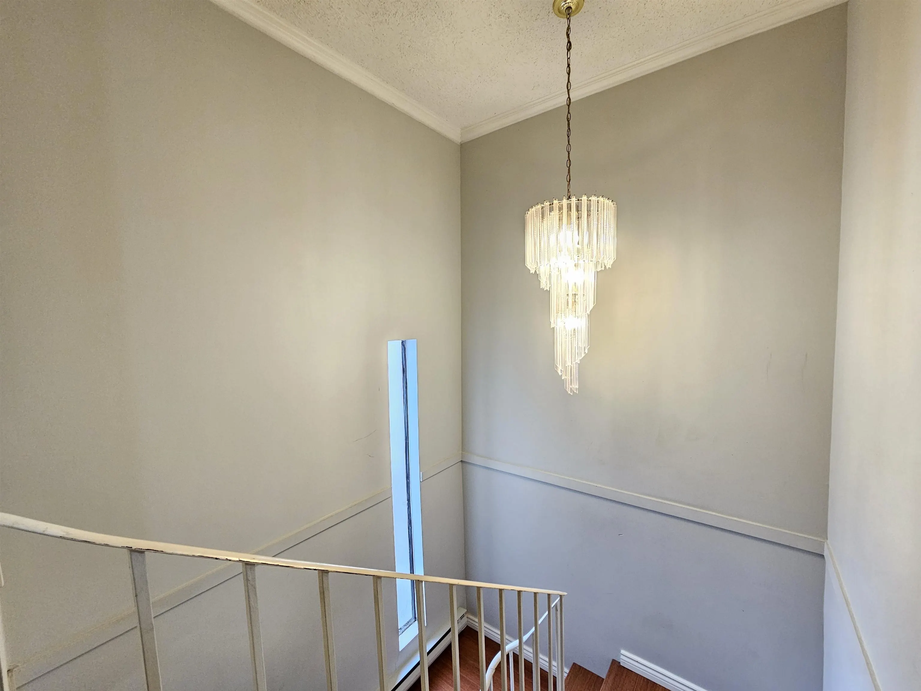 10539 Holly Park Lane