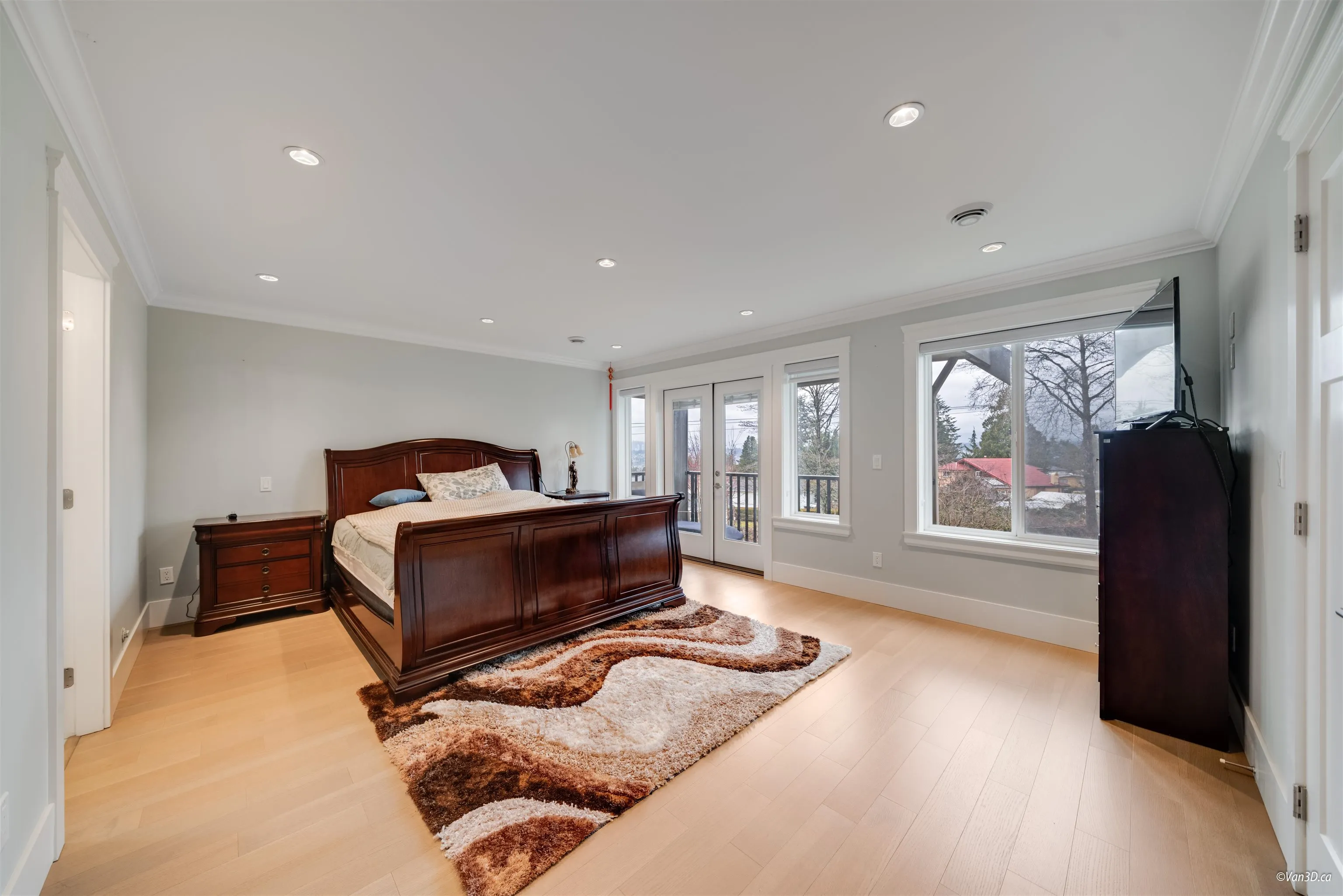 14059 Grosvenor Road