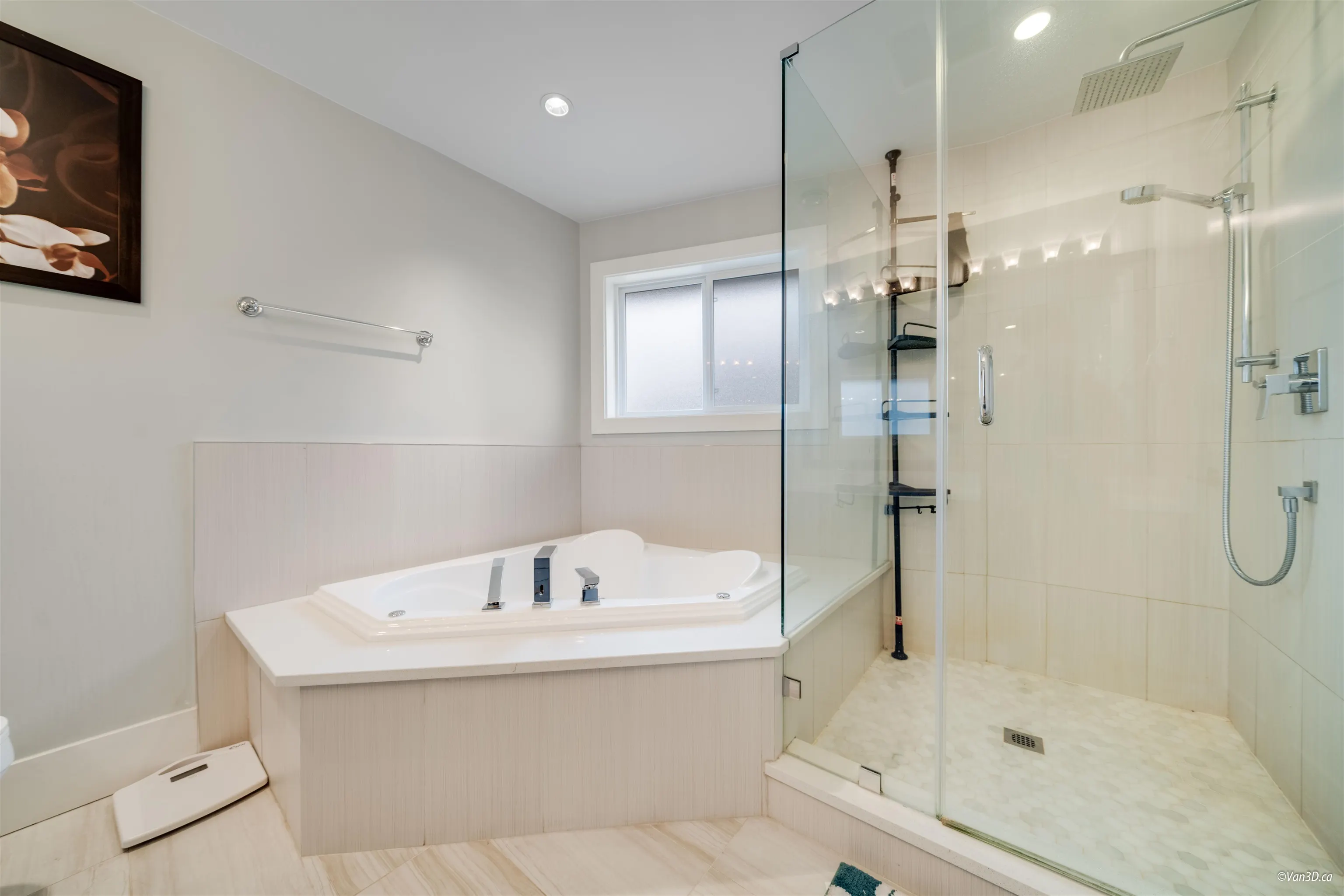 14059 Grosvenor Road