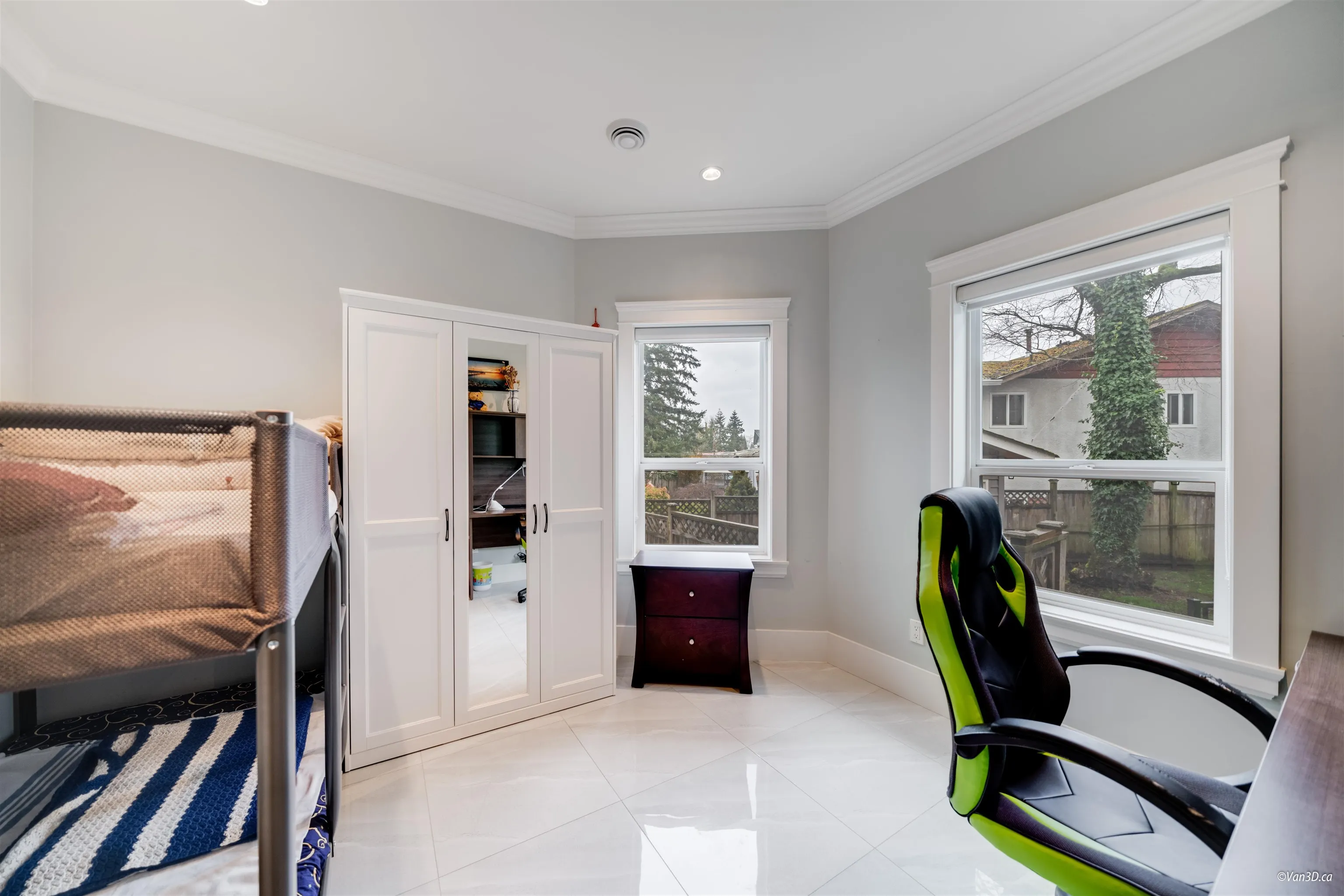 14059 Grosvenor Road