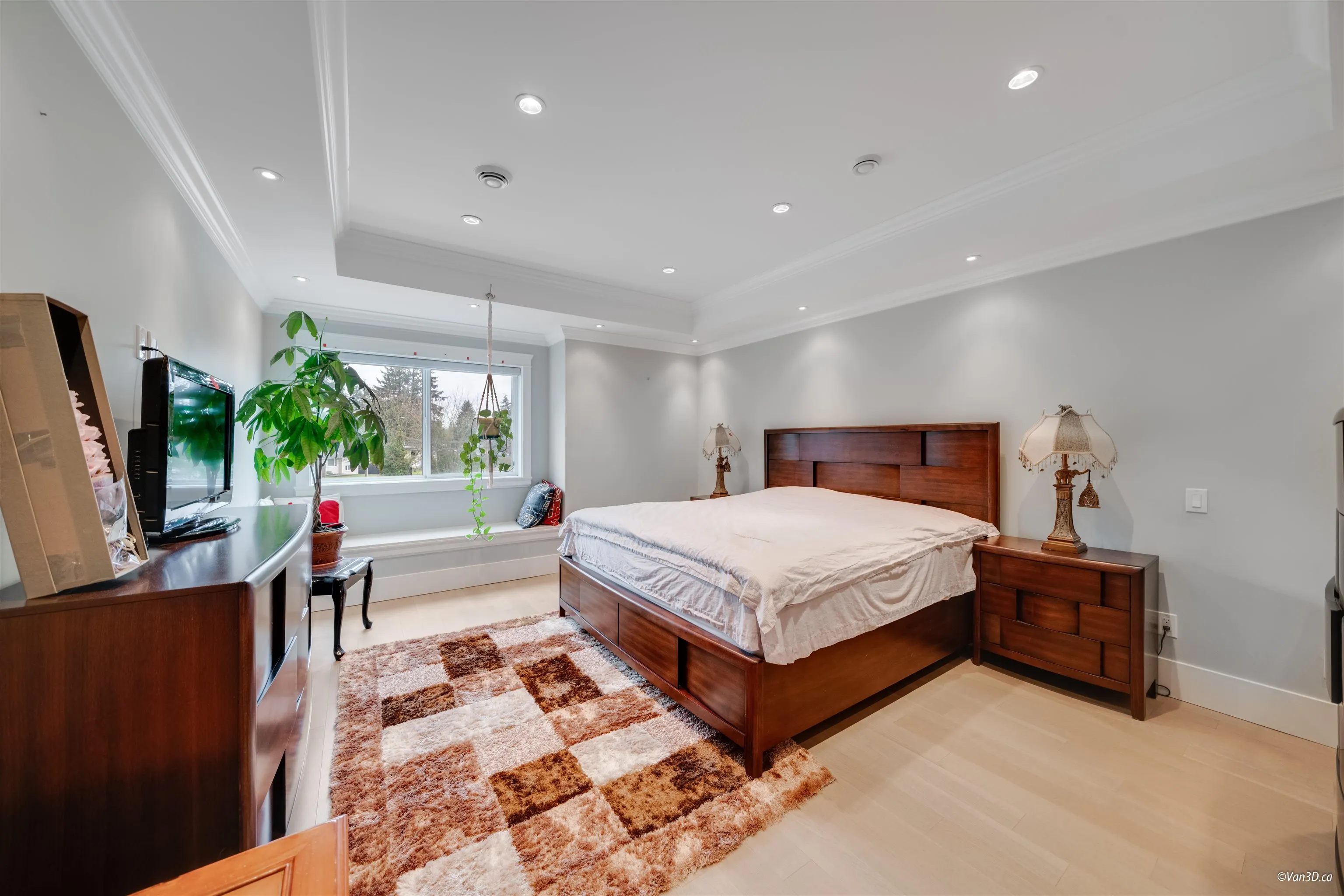 14059 Grosvenor Road