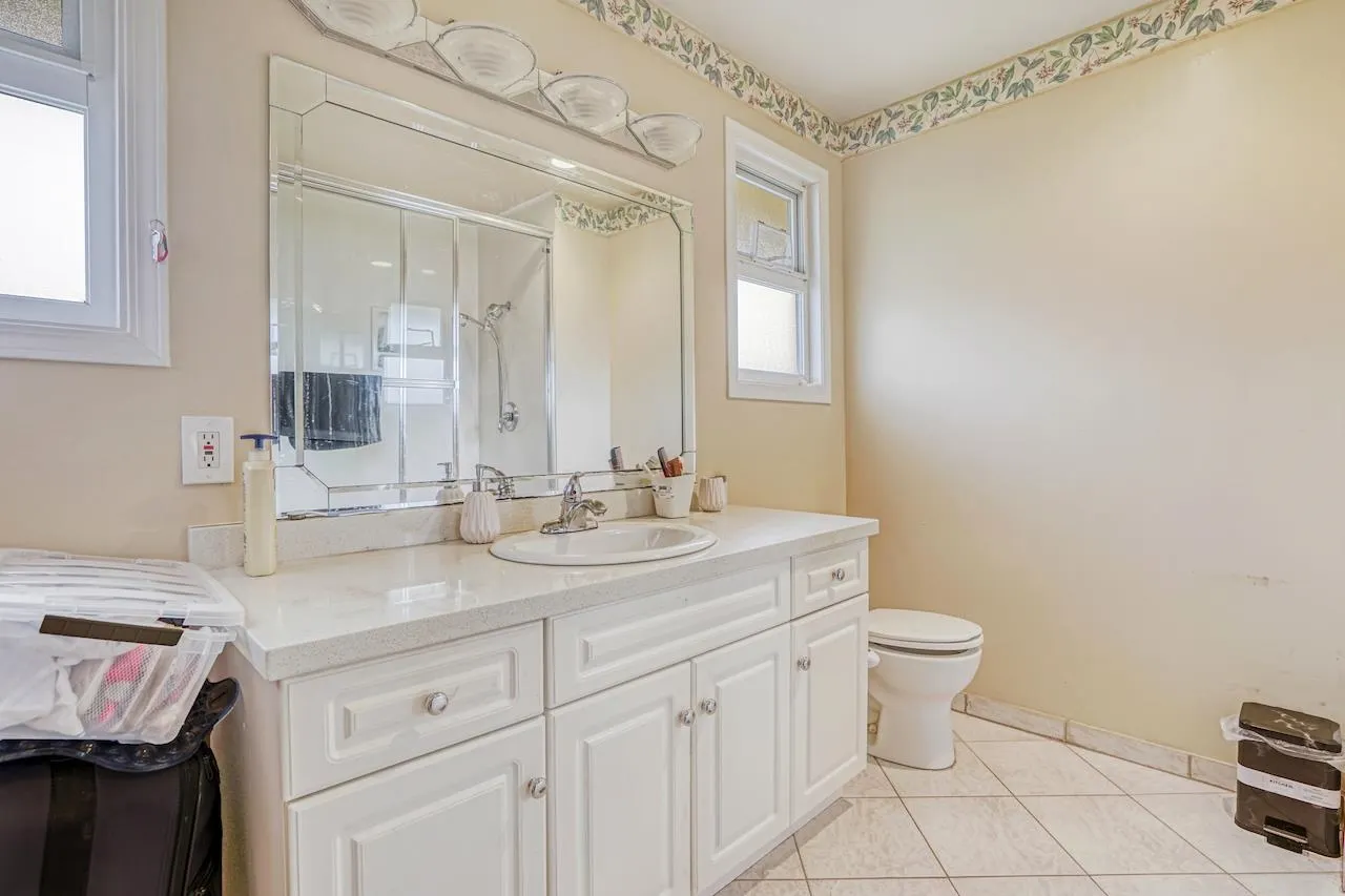 10140 Seacote Road