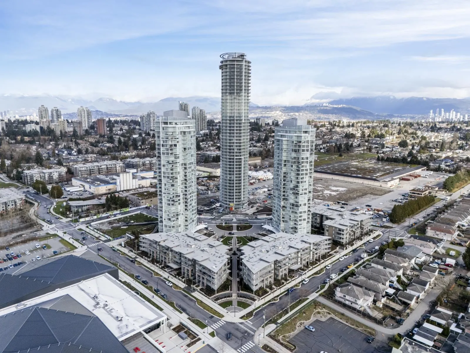 2602 7683 Park Crescent