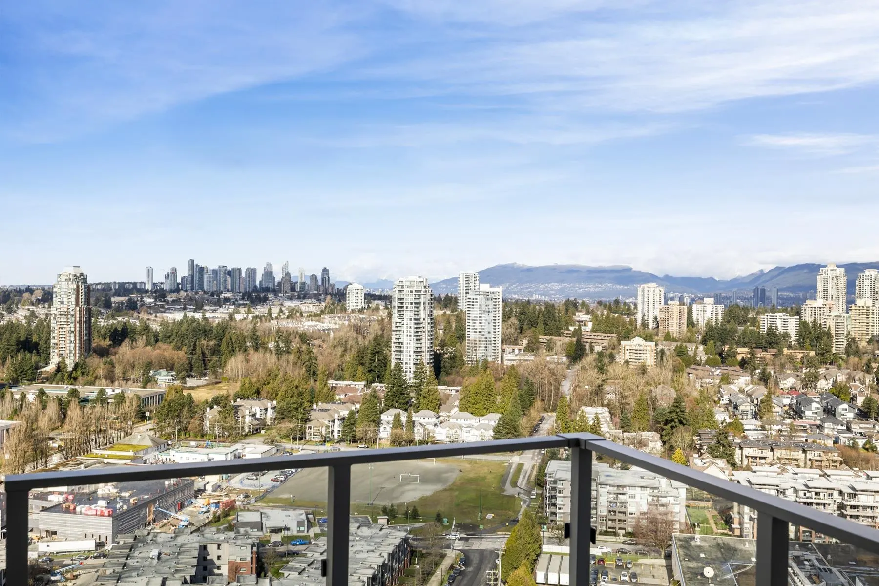 2602 7683 Park Crescent
