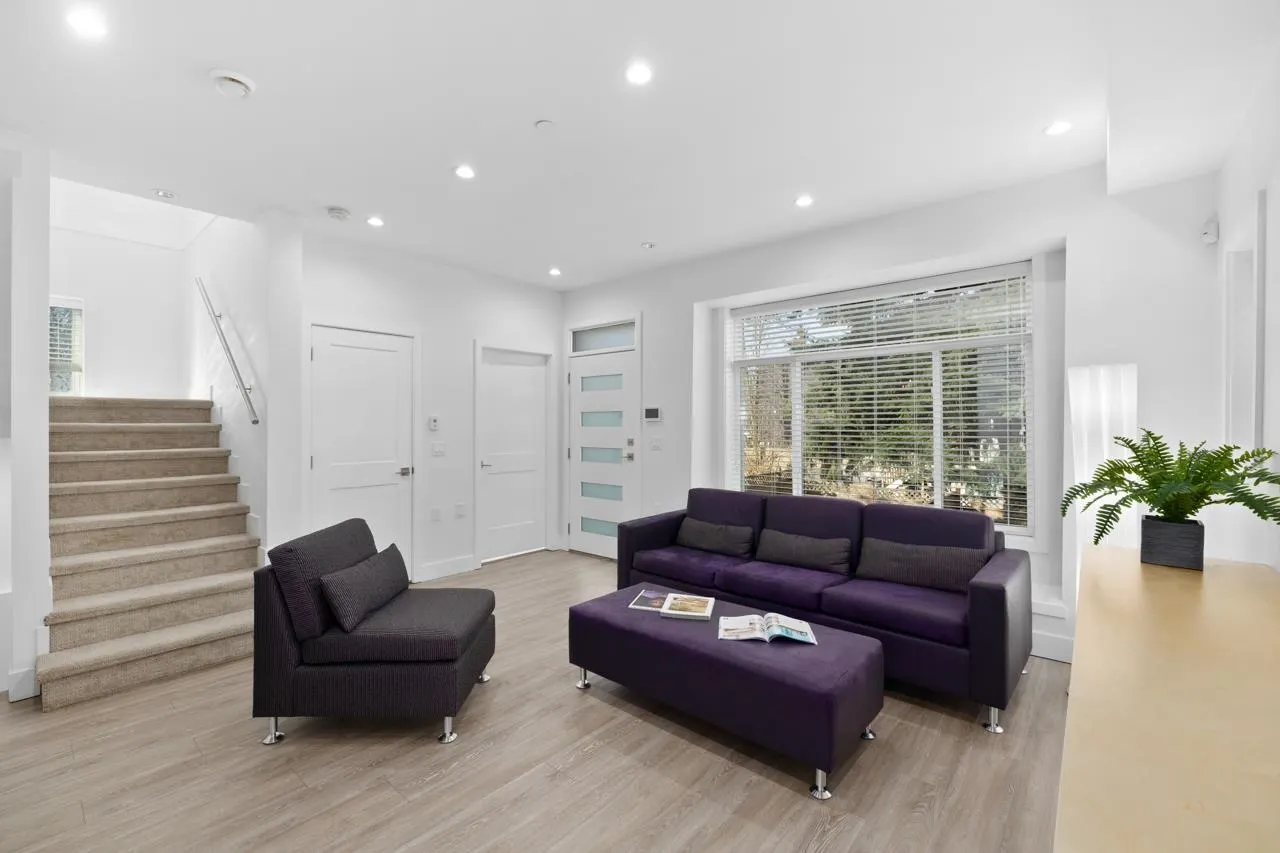 3133 Glen Drive