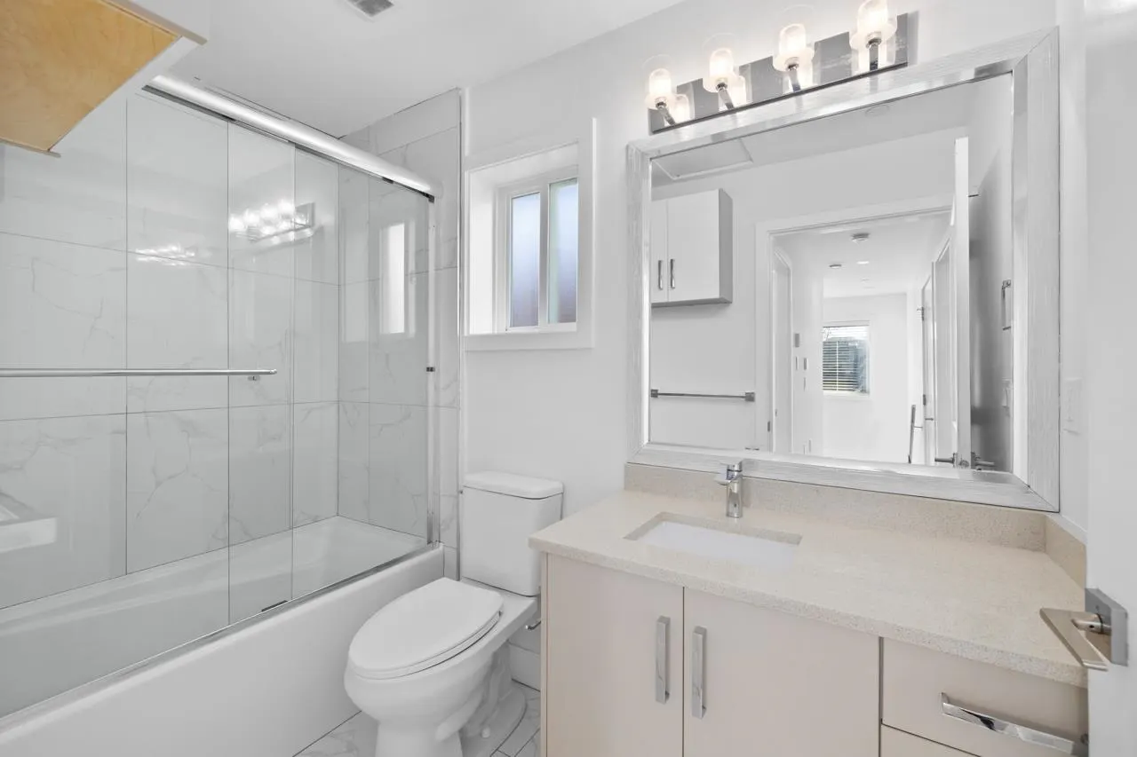 3133 Glen Drive