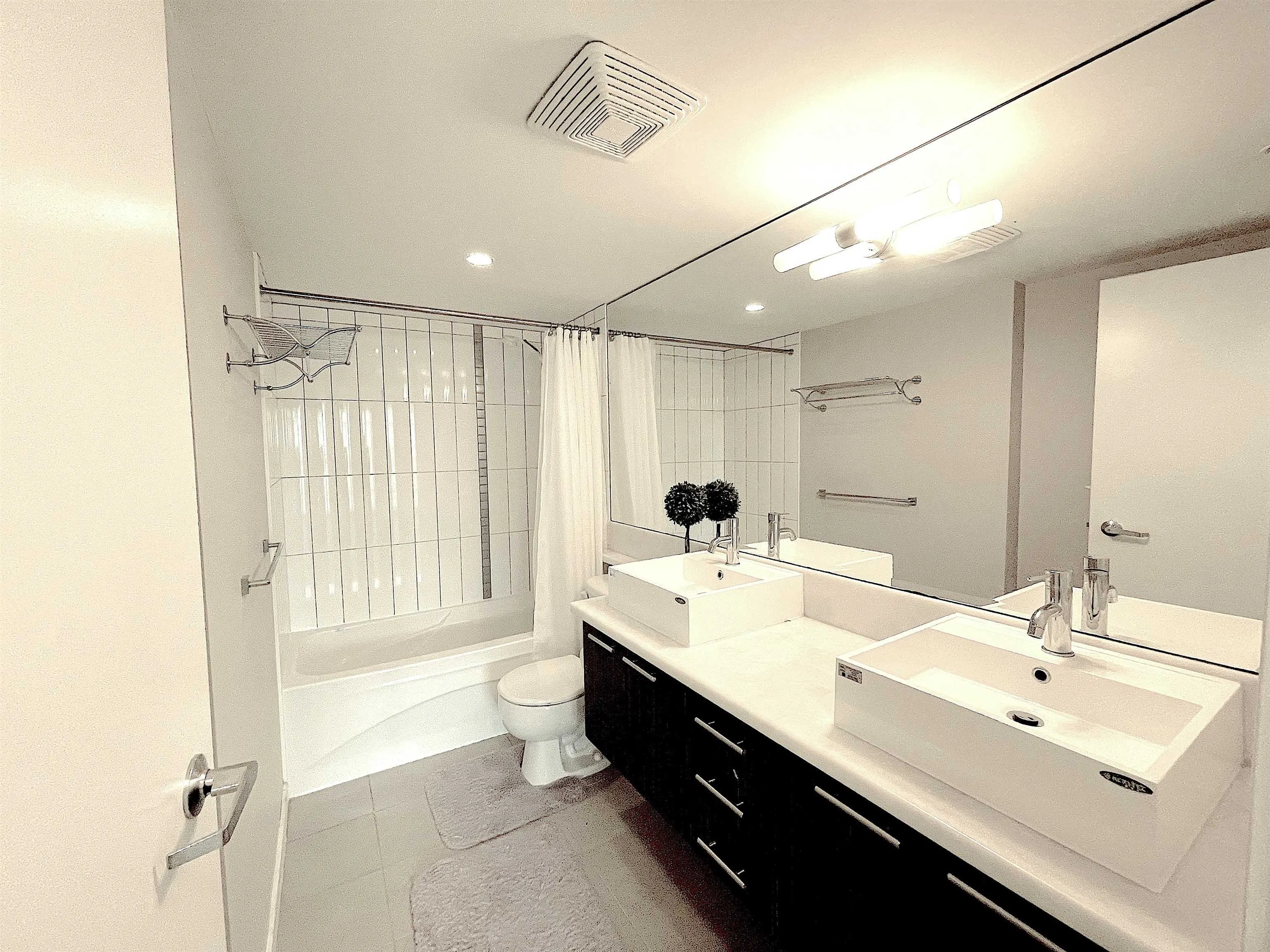 1202 7888 Saba Road