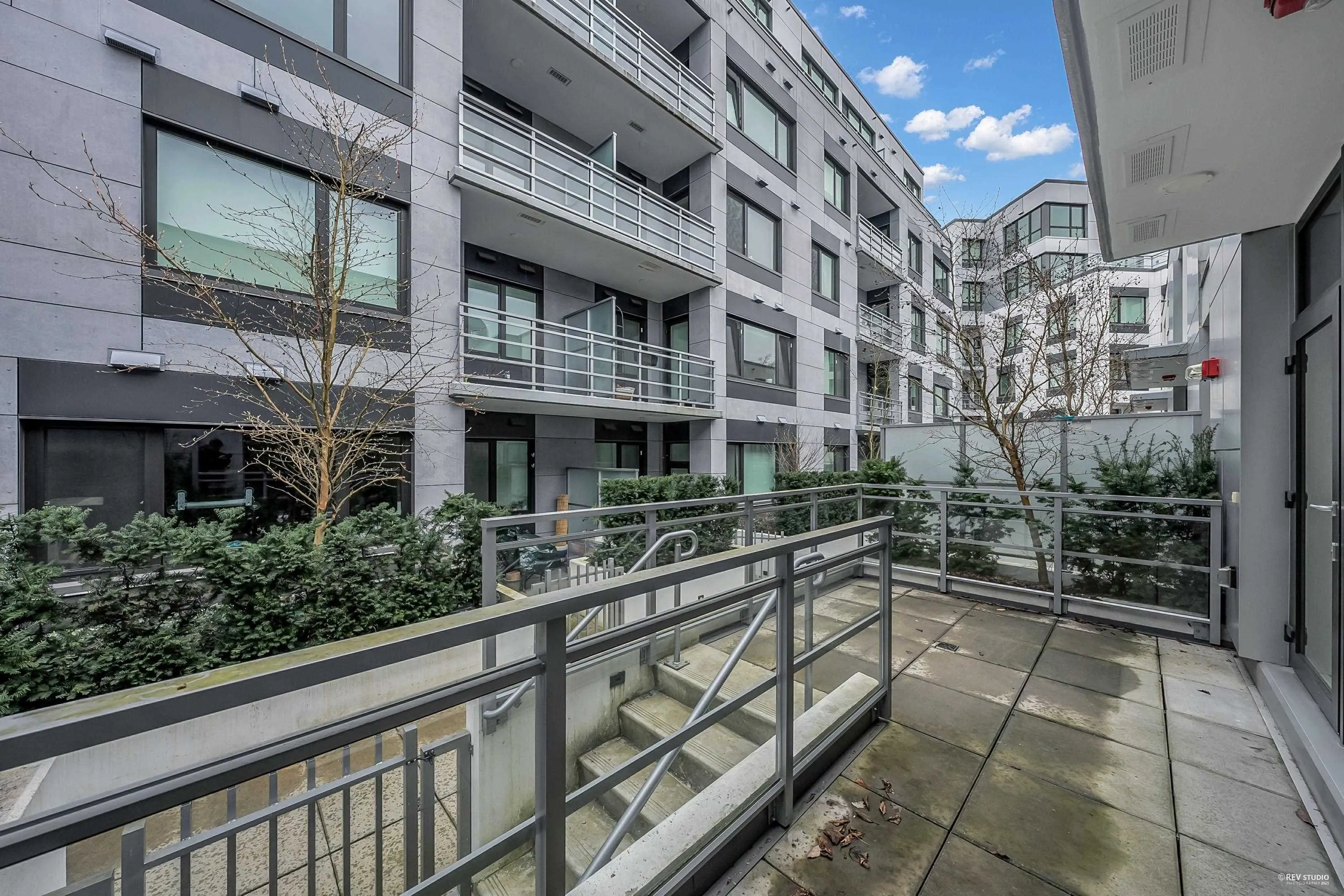 4922 Cambie Street