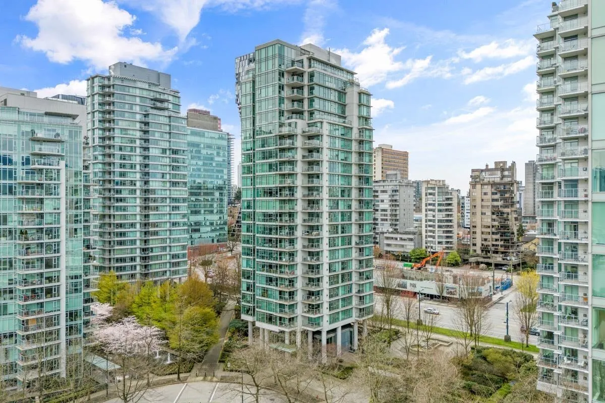 1803 1680 Bayshore Drive
