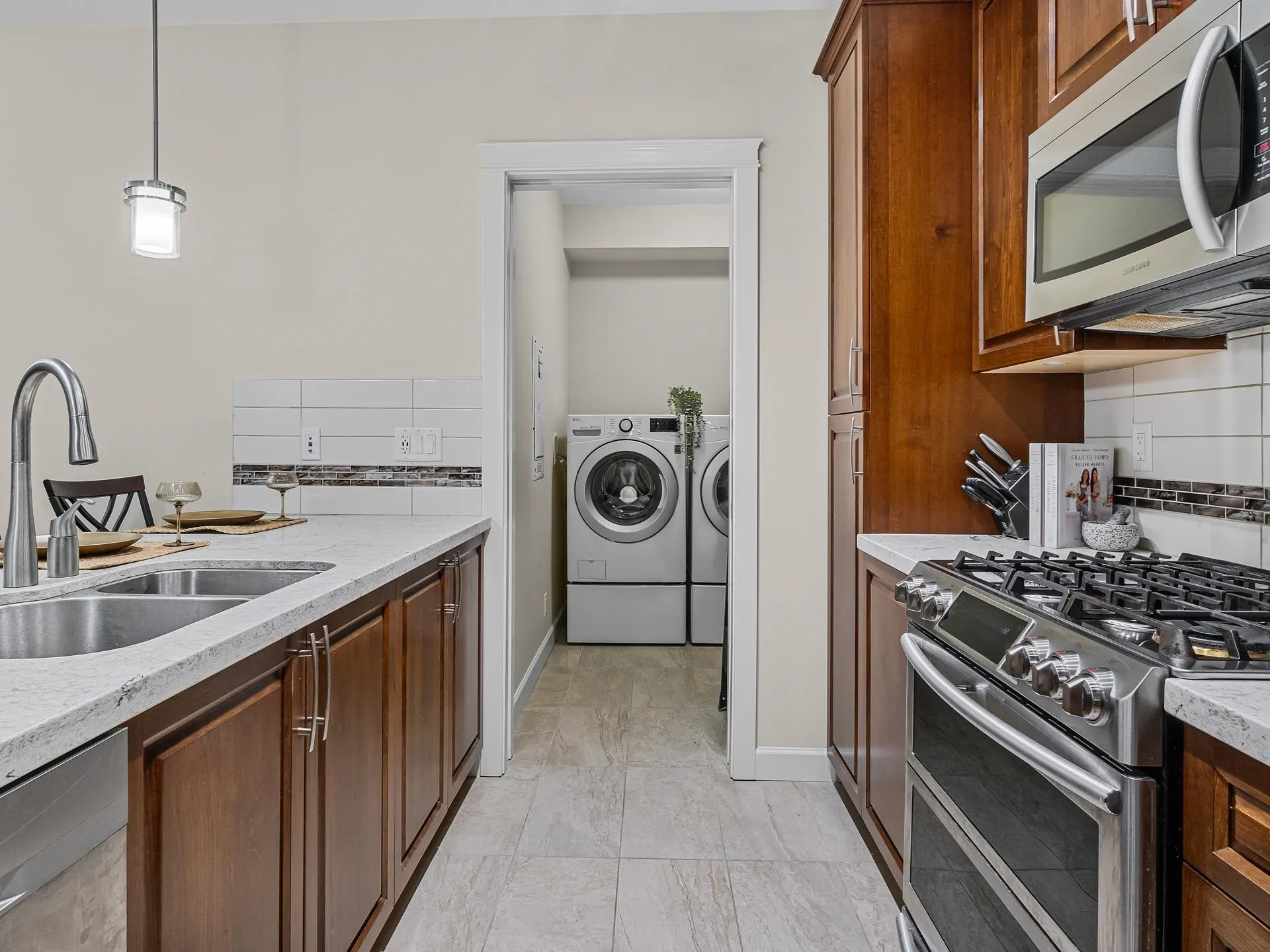 A113 20716 Willoughby Town Centre Drive