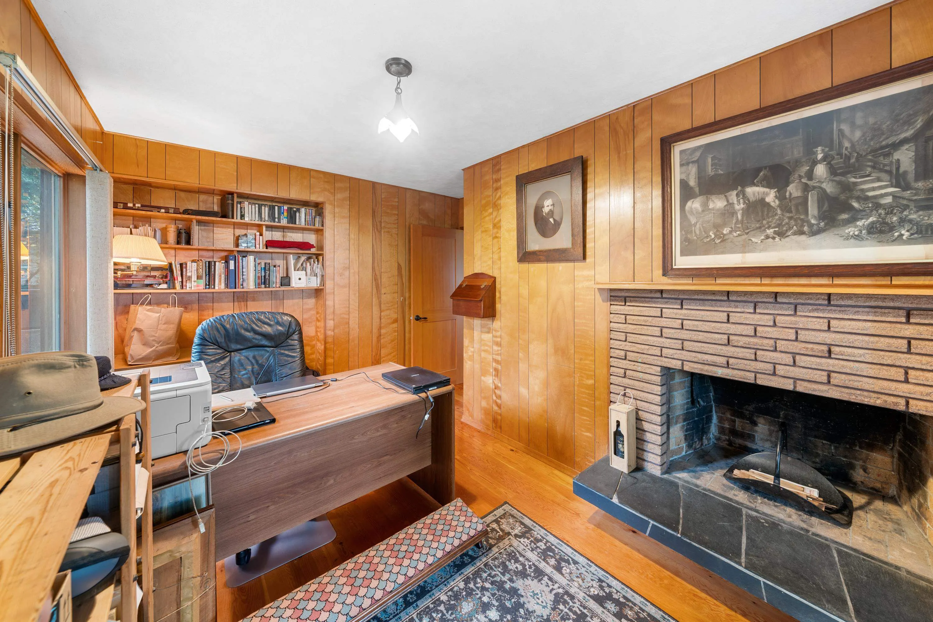 2574 Crescent Drive