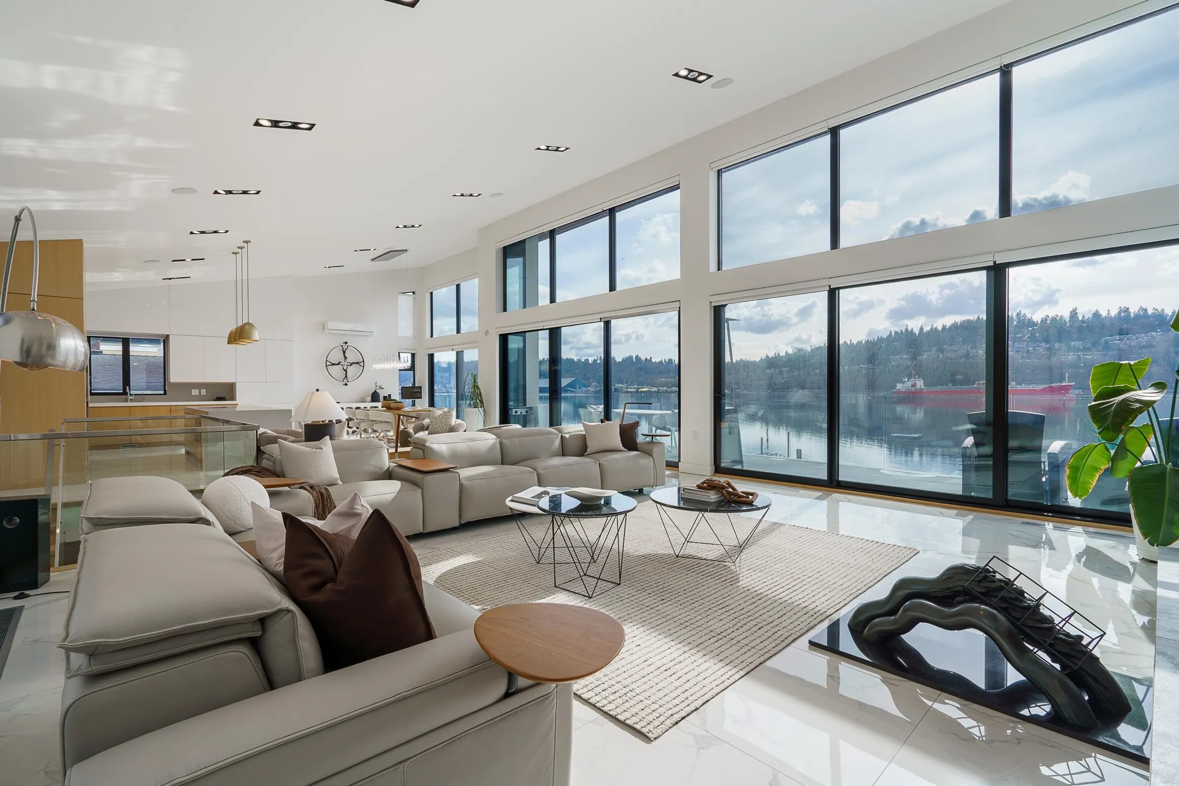 1136 Alderside Road