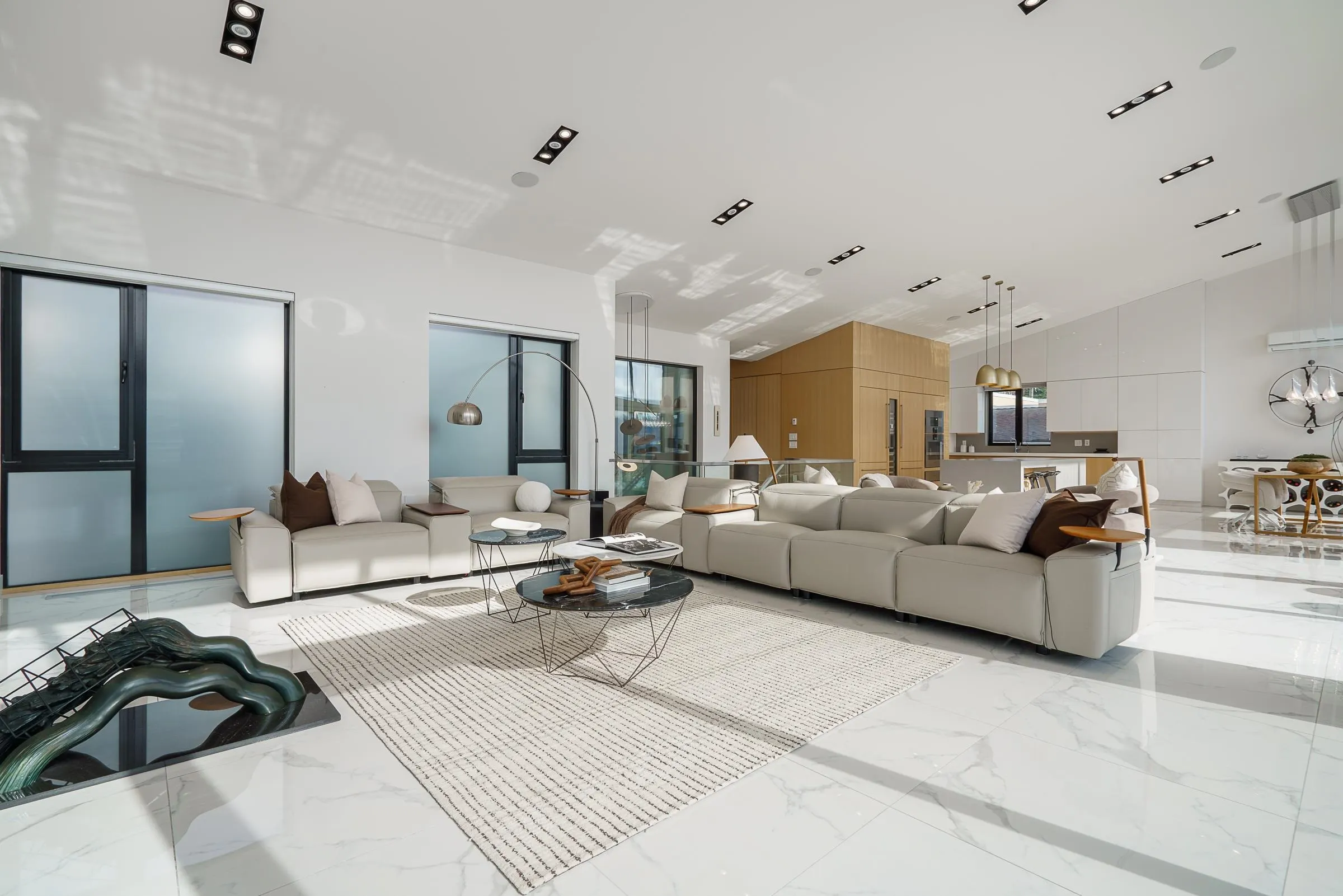 1136 Alderside Road