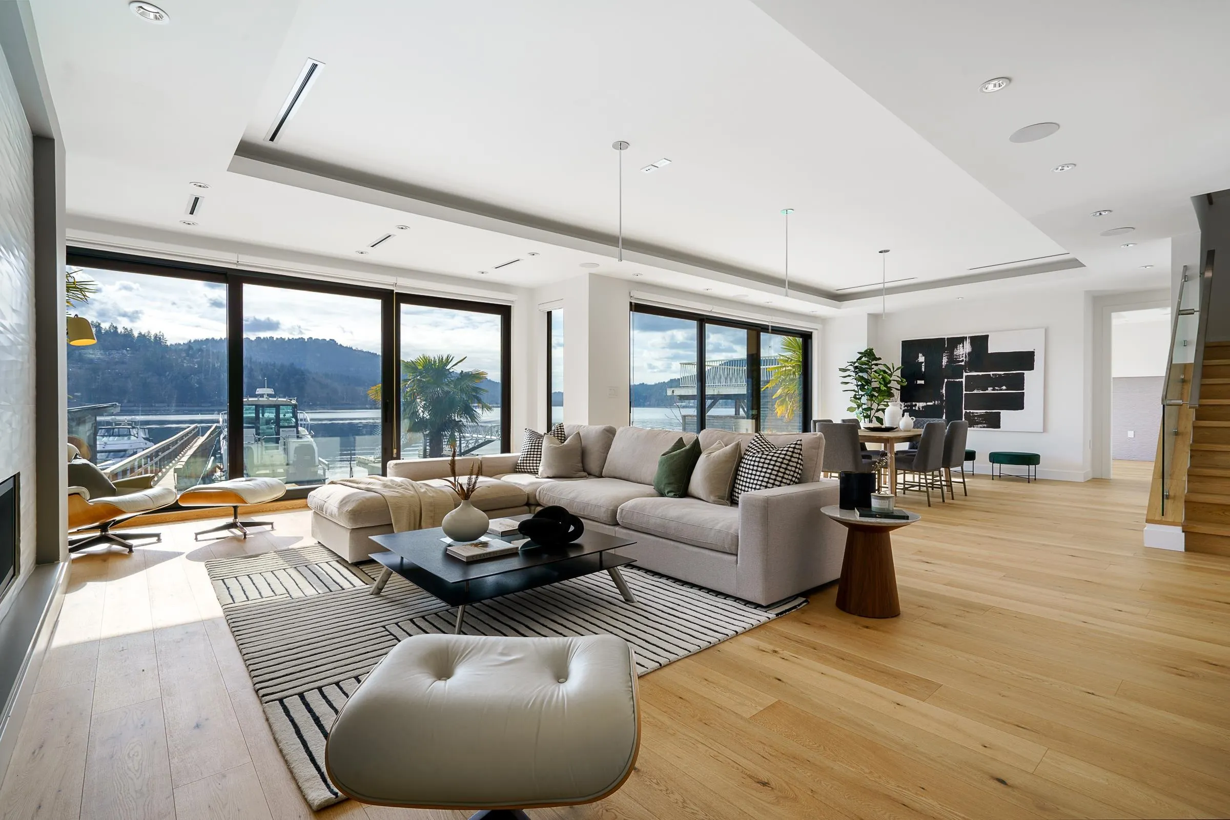 1136 Alderside Road