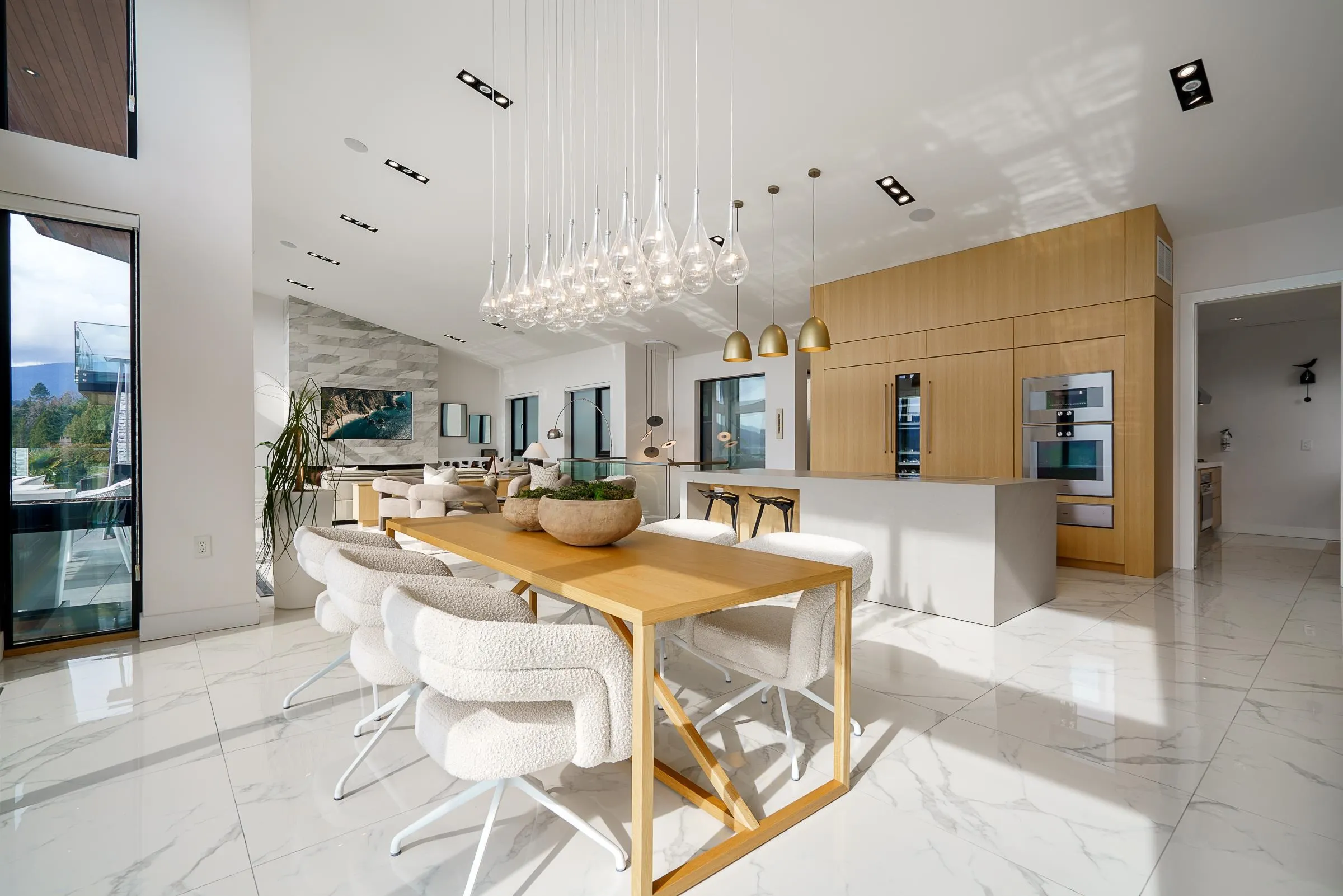 1136 Alderside Road