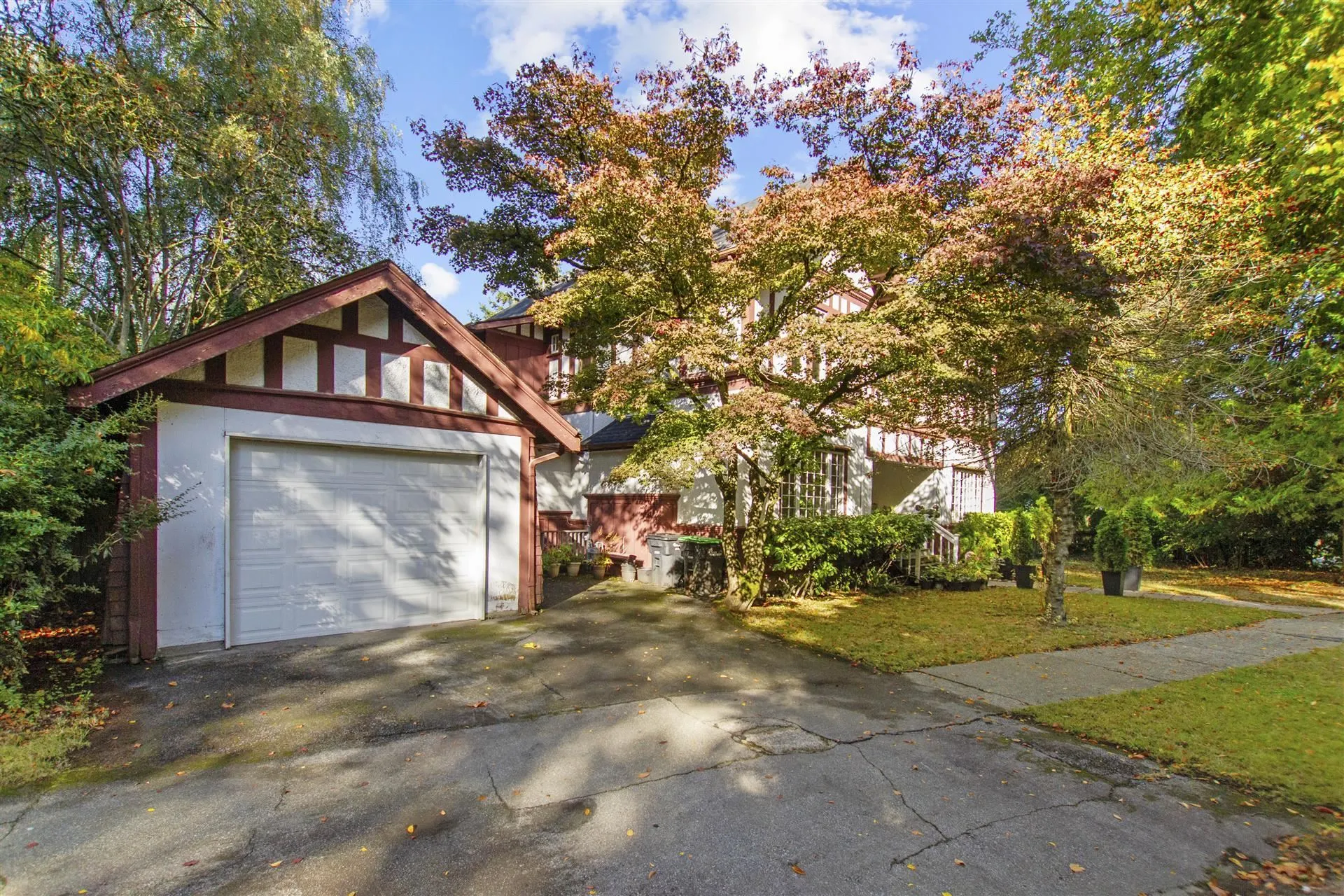 3837 Angus Drive