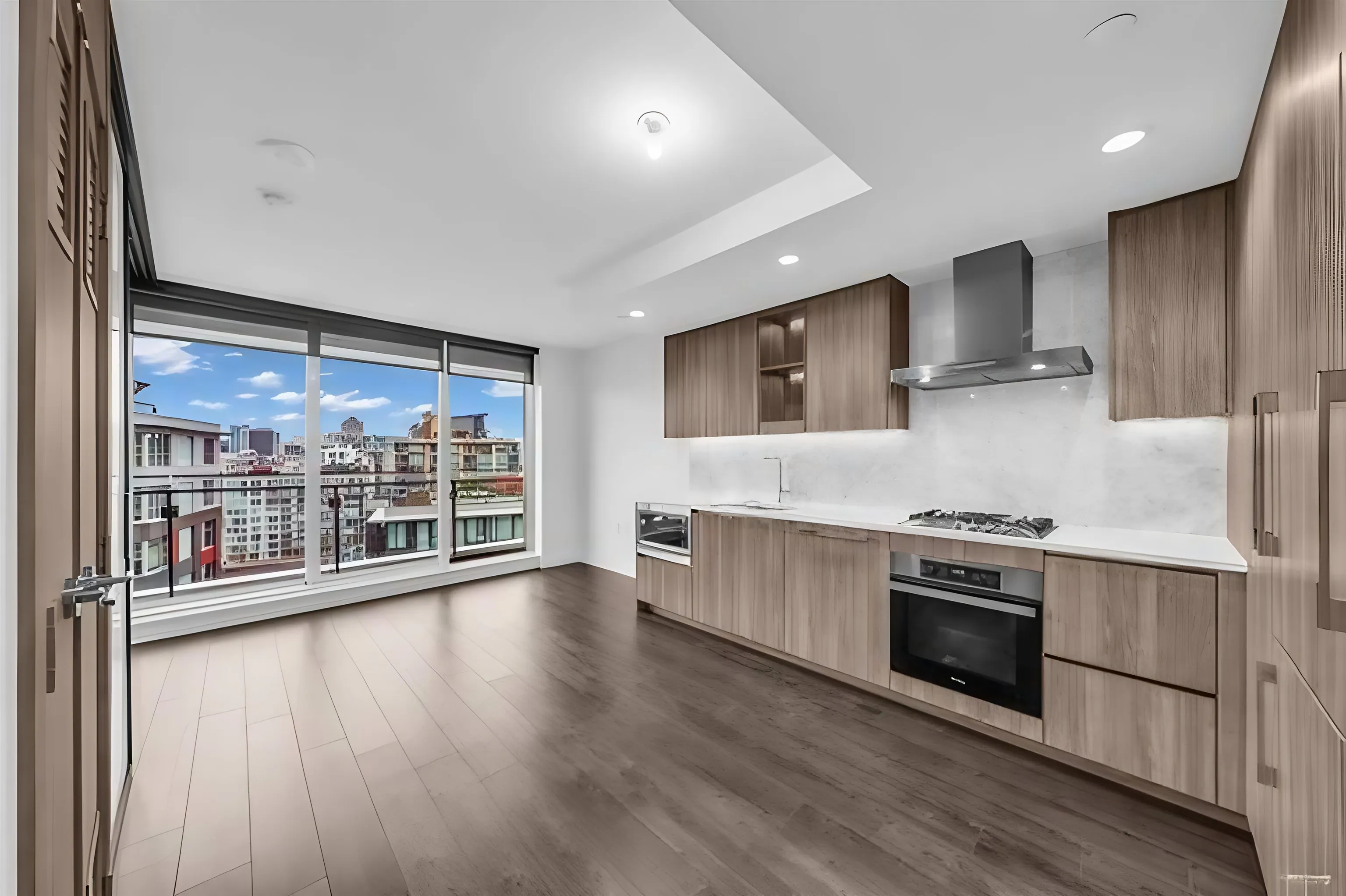 1302 1768 Cook Street