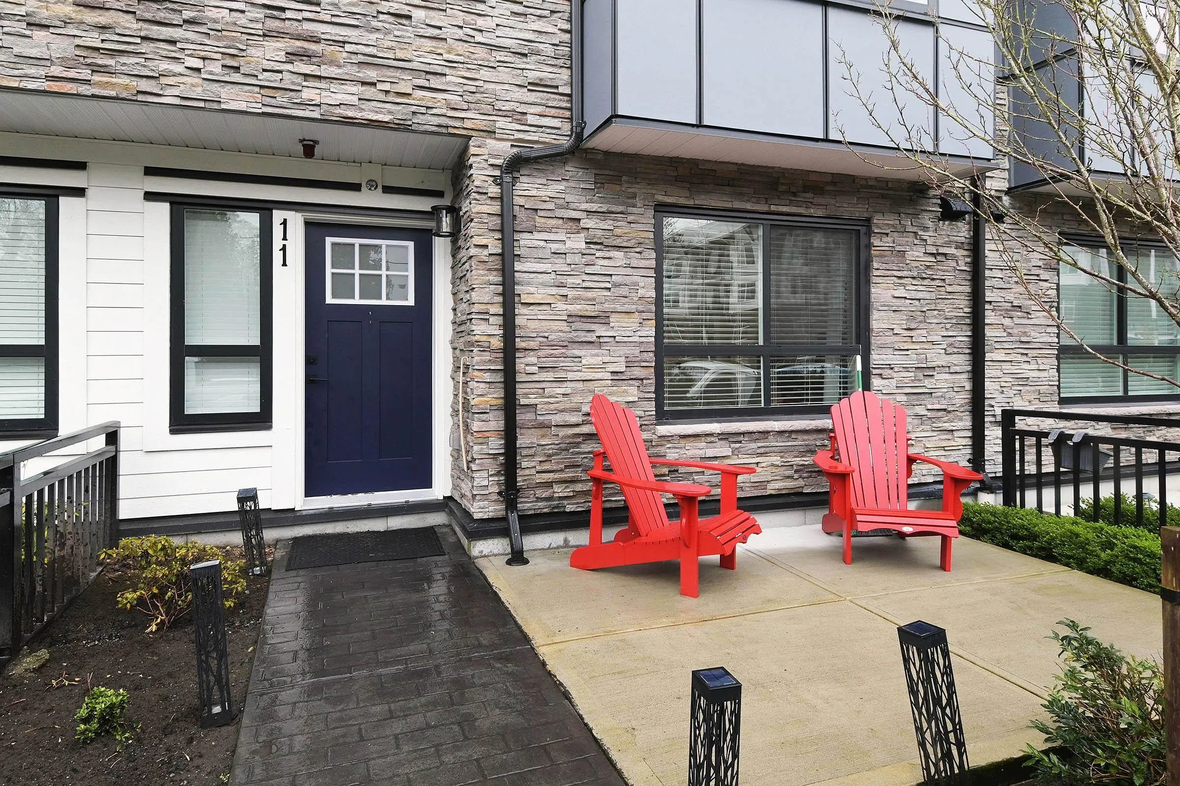 11 5476 Brydon Crescent
