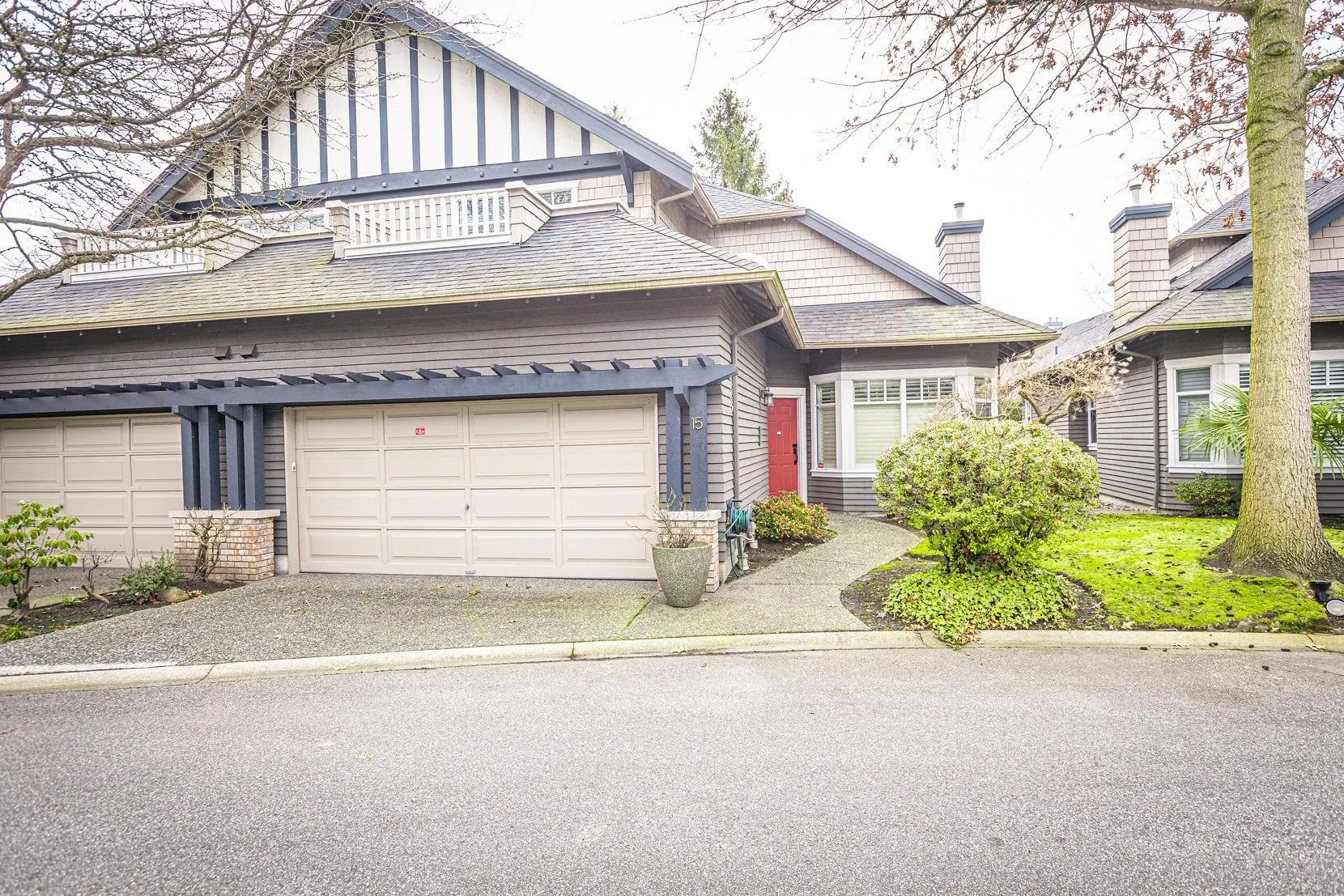 15 6000 Barnard Drive