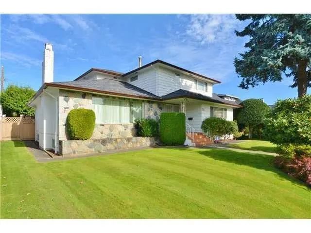 735 W 54th Avenue