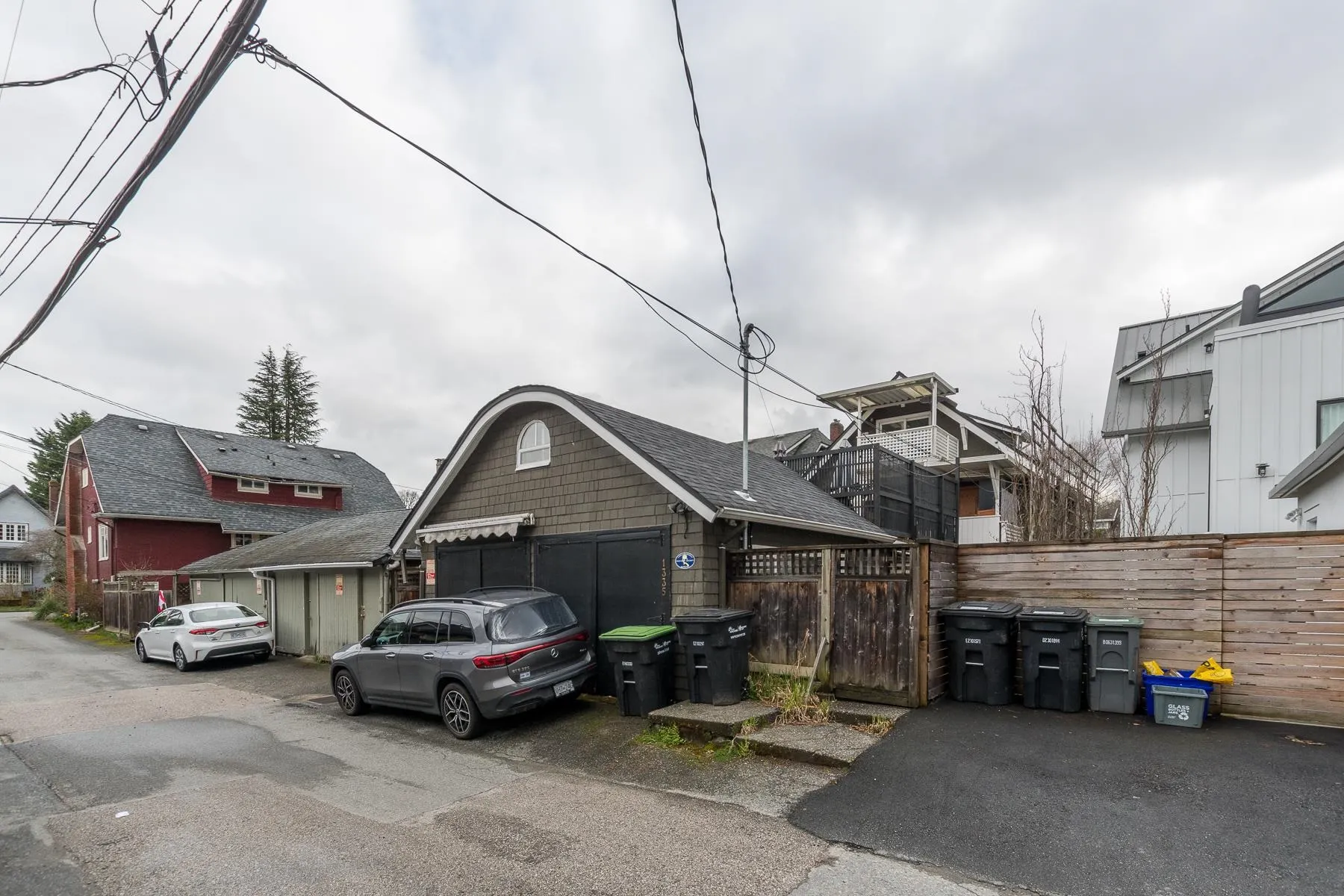 1335 Laburnum Street