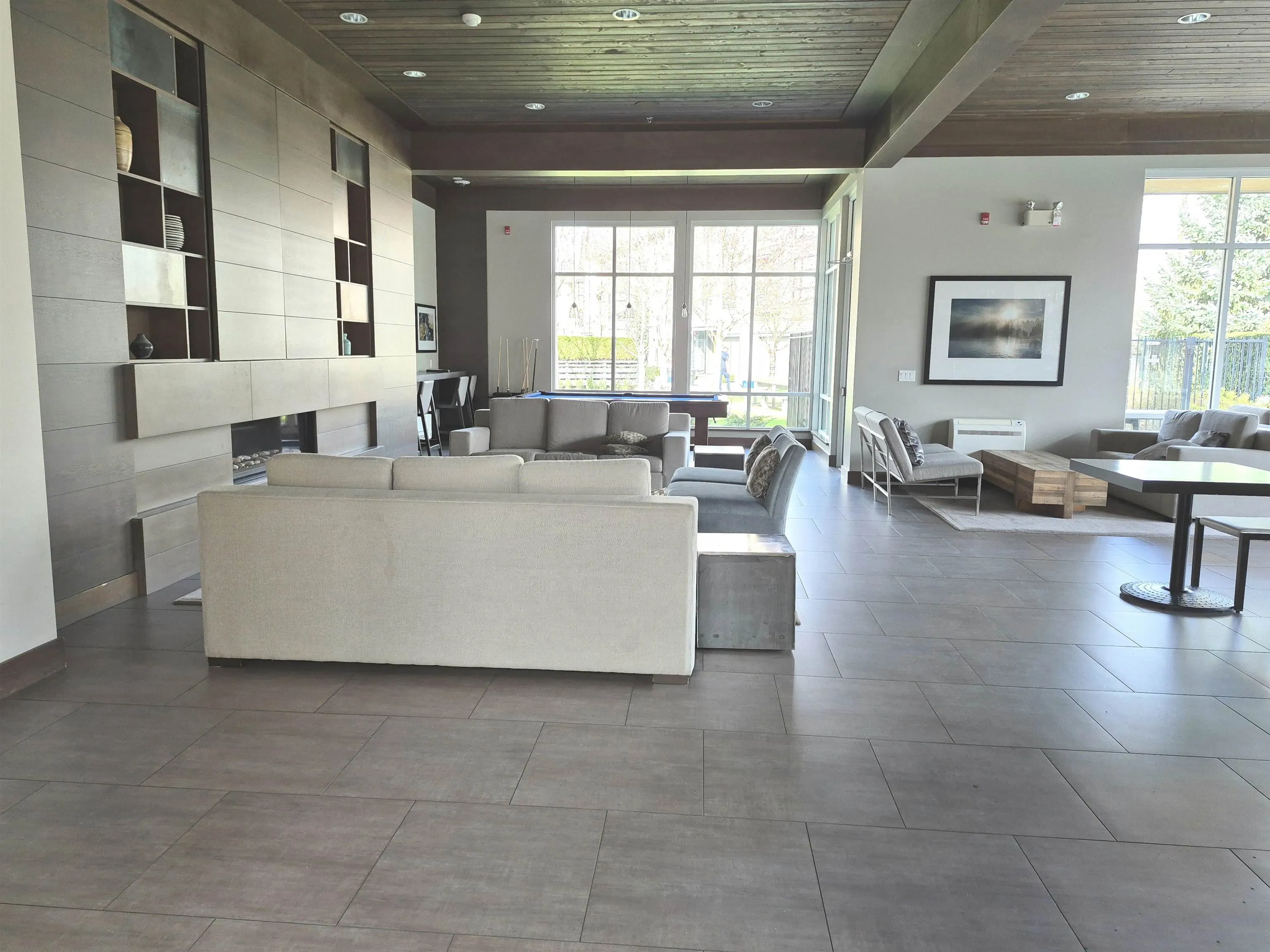 5 2371 Ranger Lane