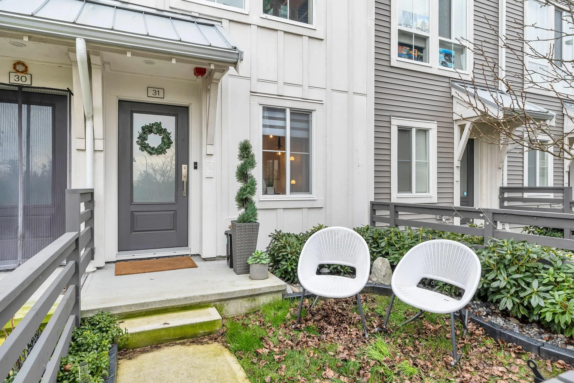 31 4726 Orca Way