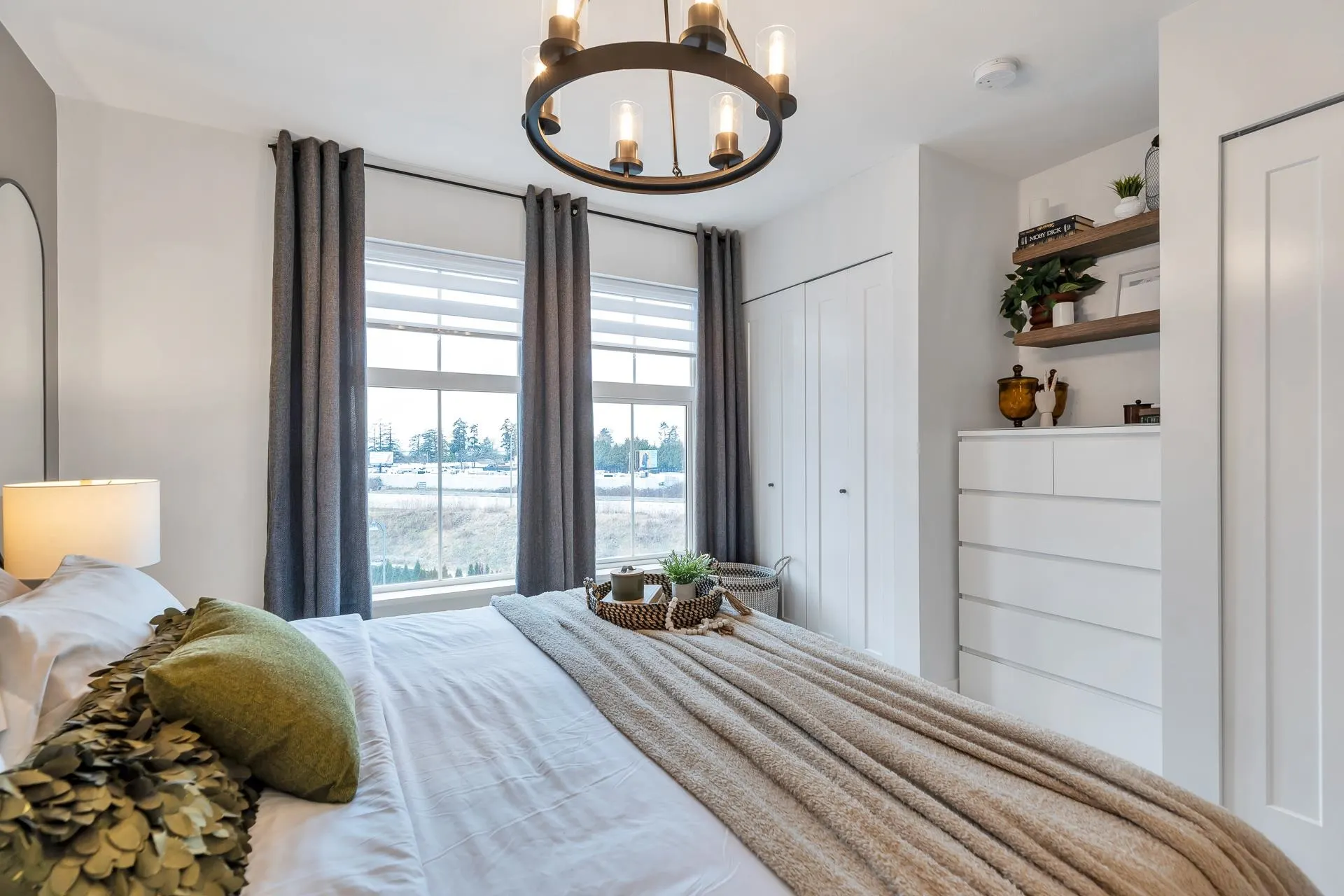 31 4726 Orca Way