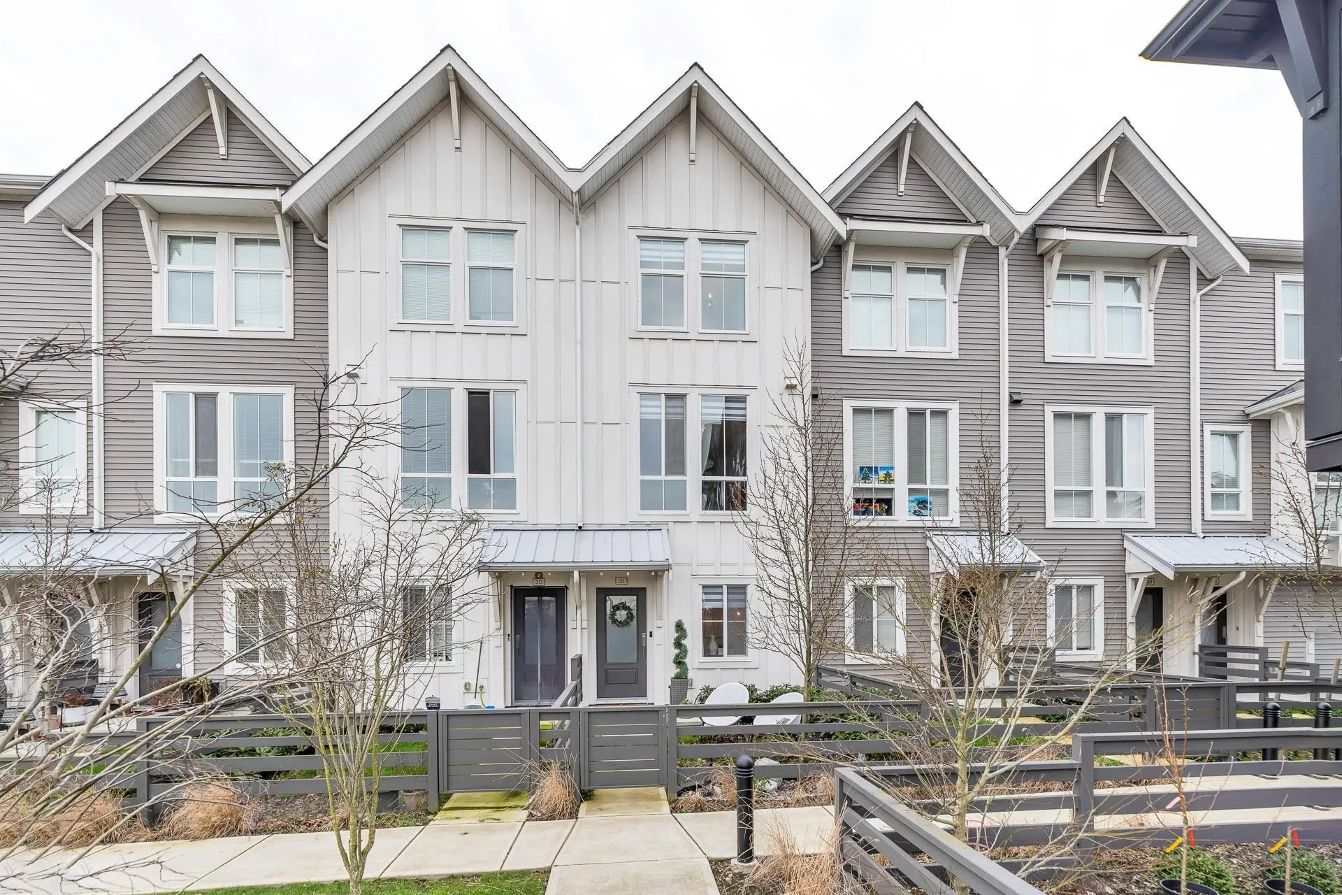 31 4726 Orca Way