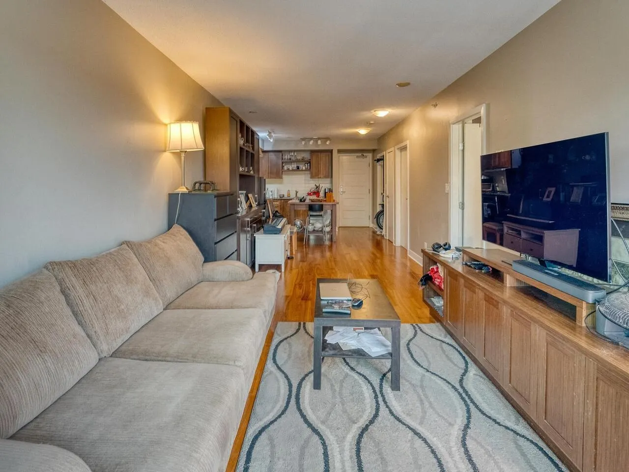 516 2268 W Broadway