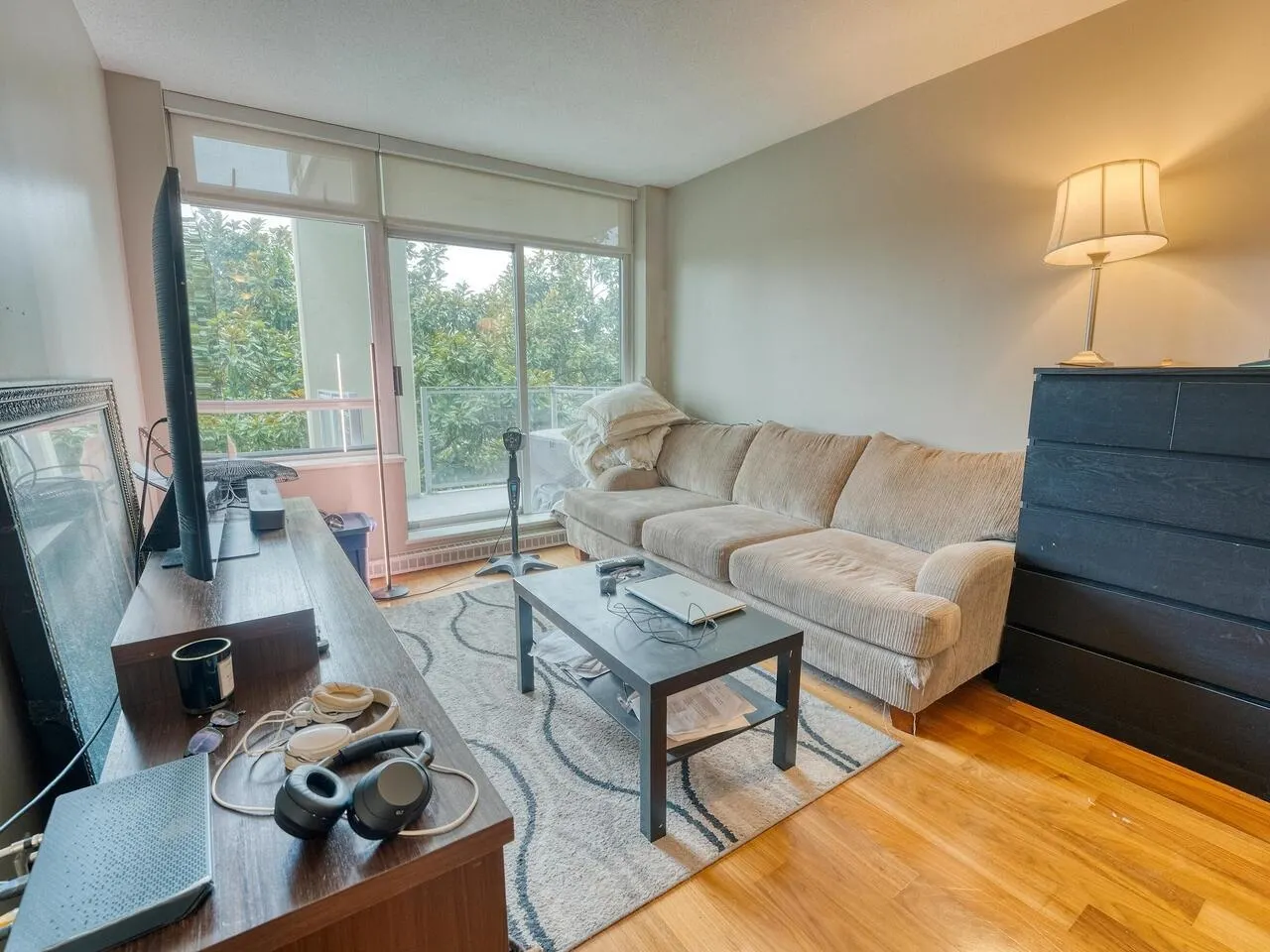 516 2268 W Broadway