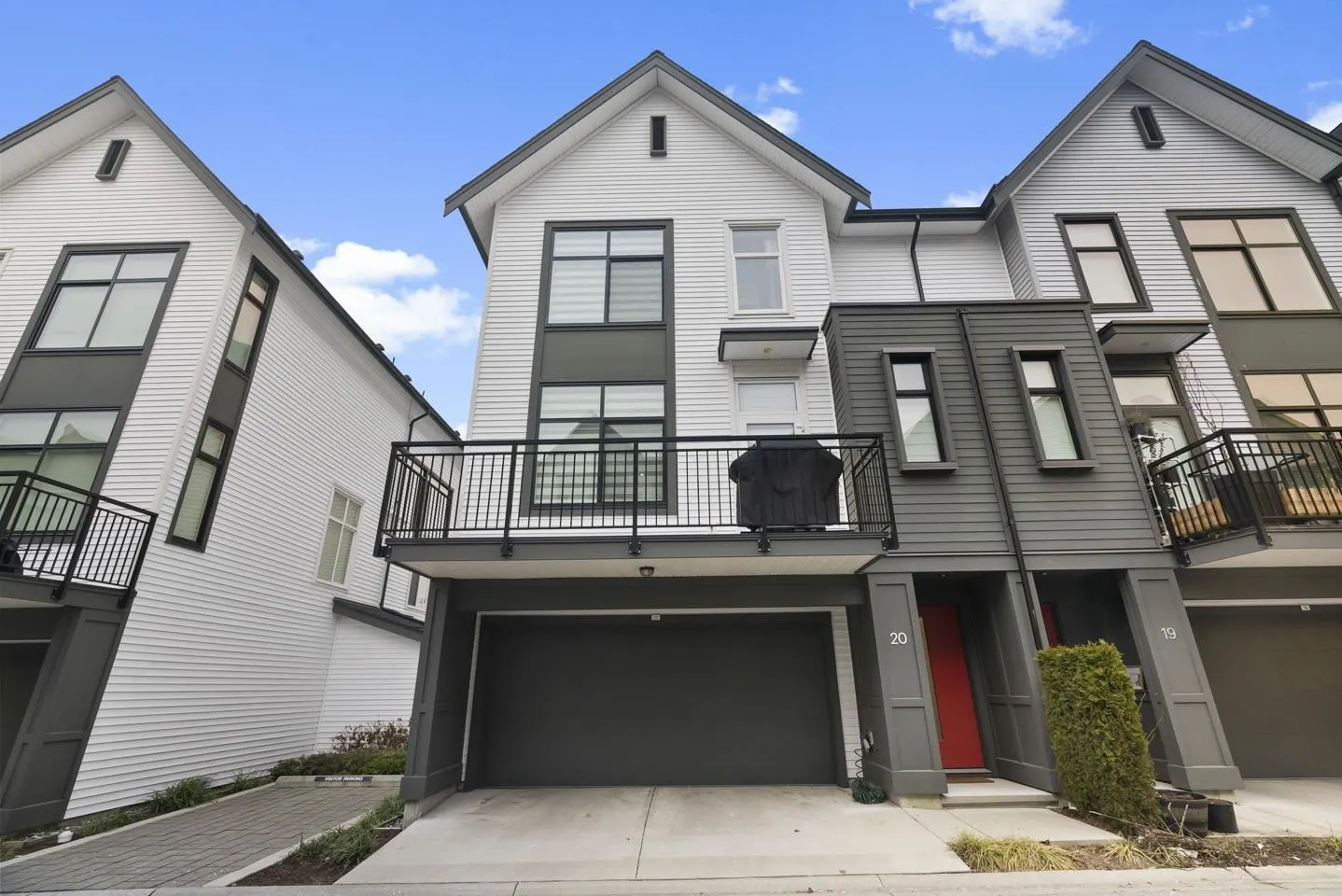20 17555 57a Avenue