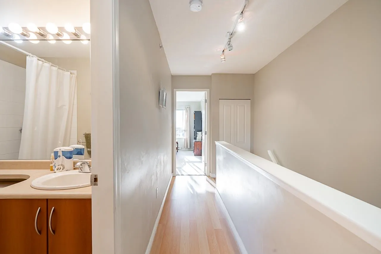 74 6747 203 Street