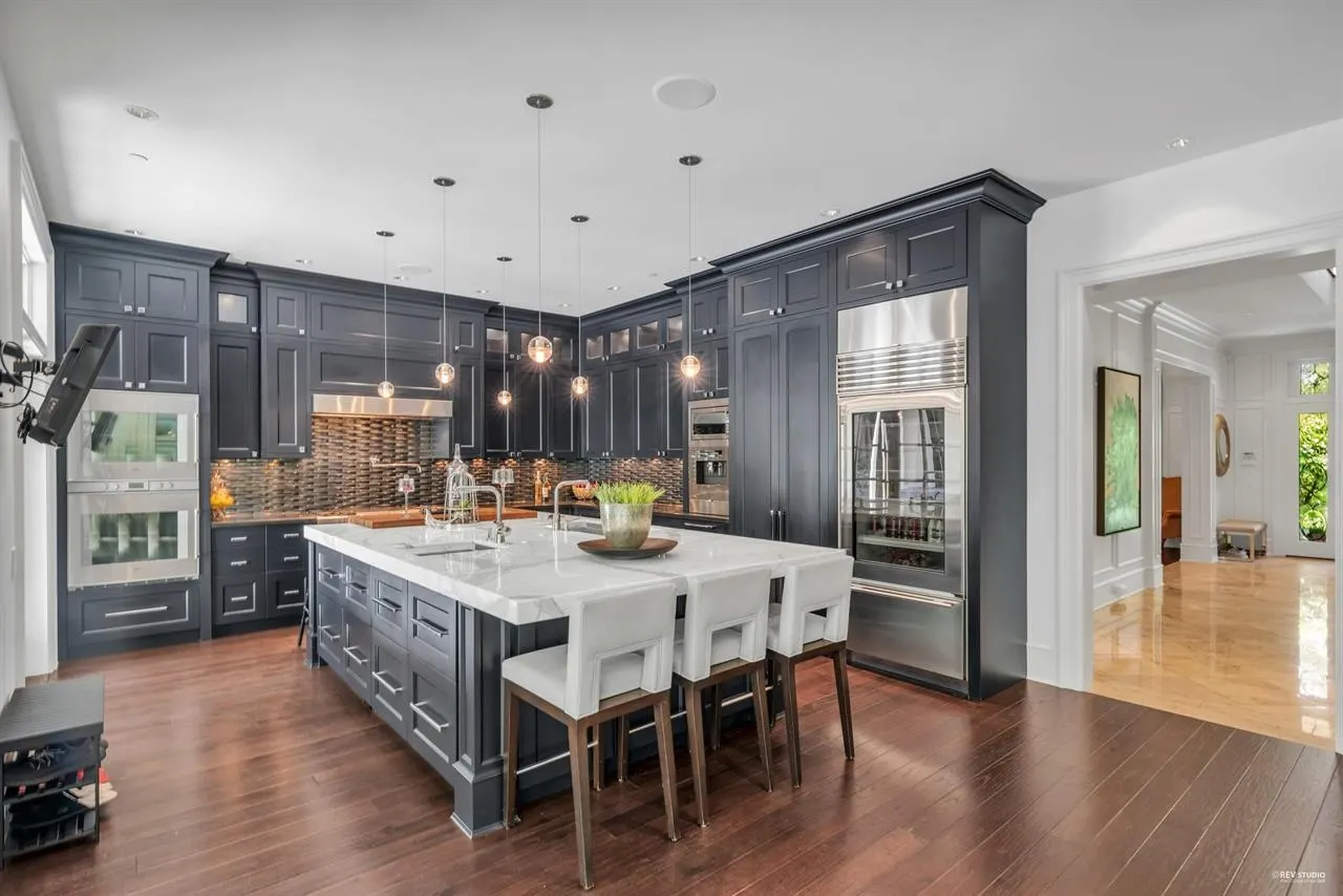 3416 Cedar Crescent