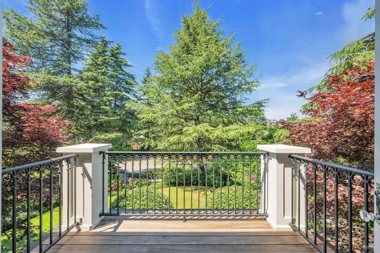 3416 Cedar Crescent
