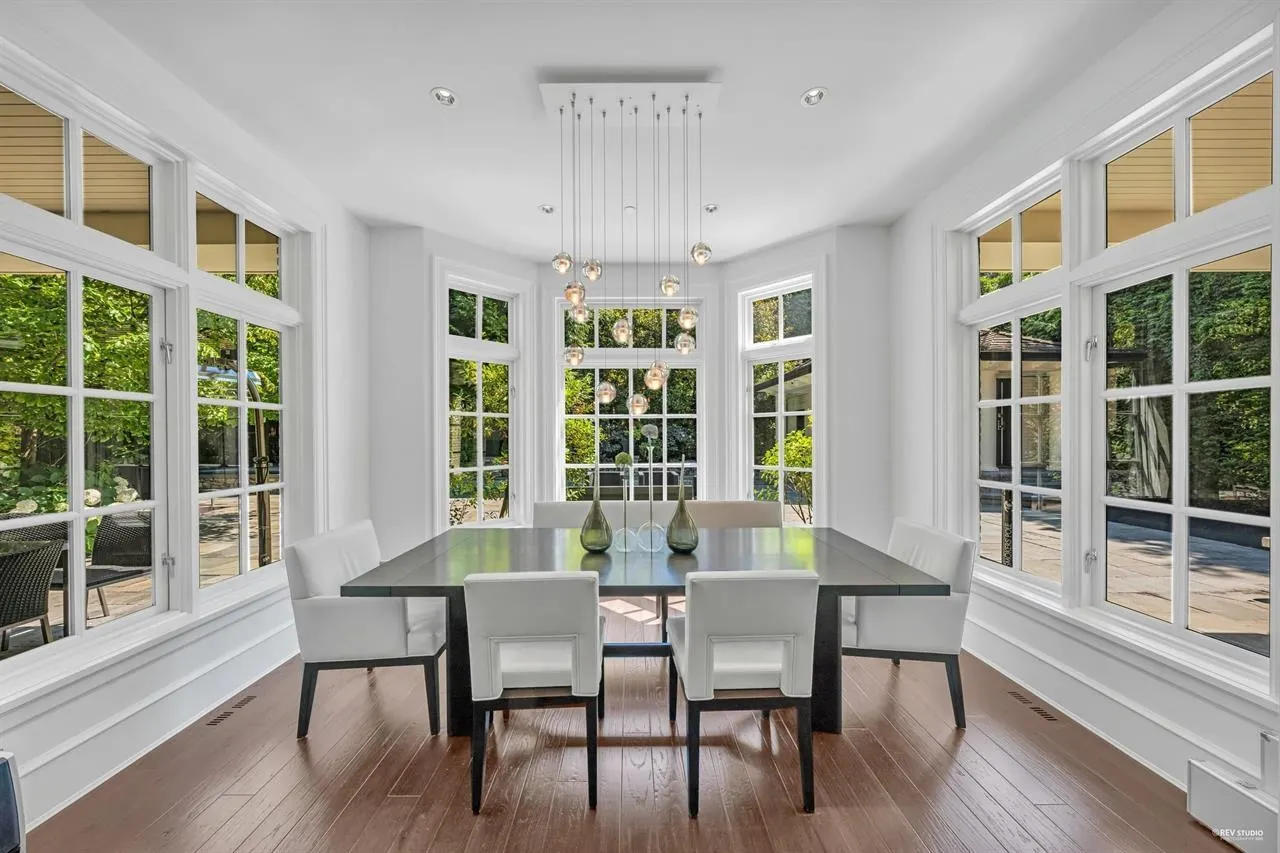 3416 Cedar Crescent