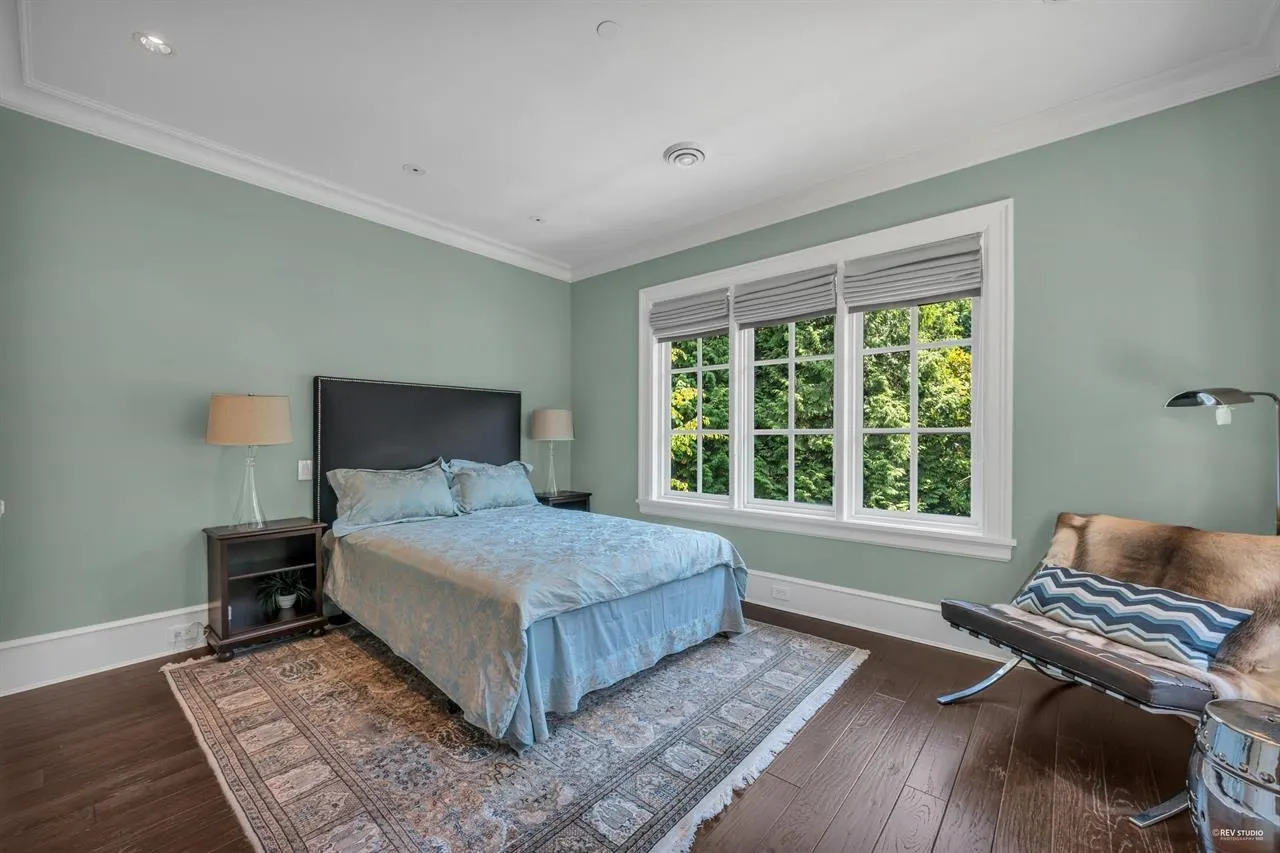 3416 Cedar Crescent
