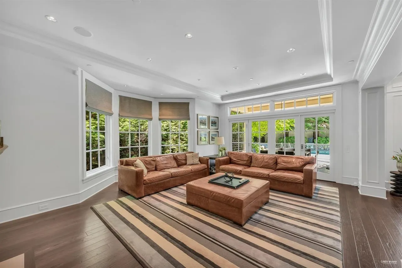3416 Cedar Crescent