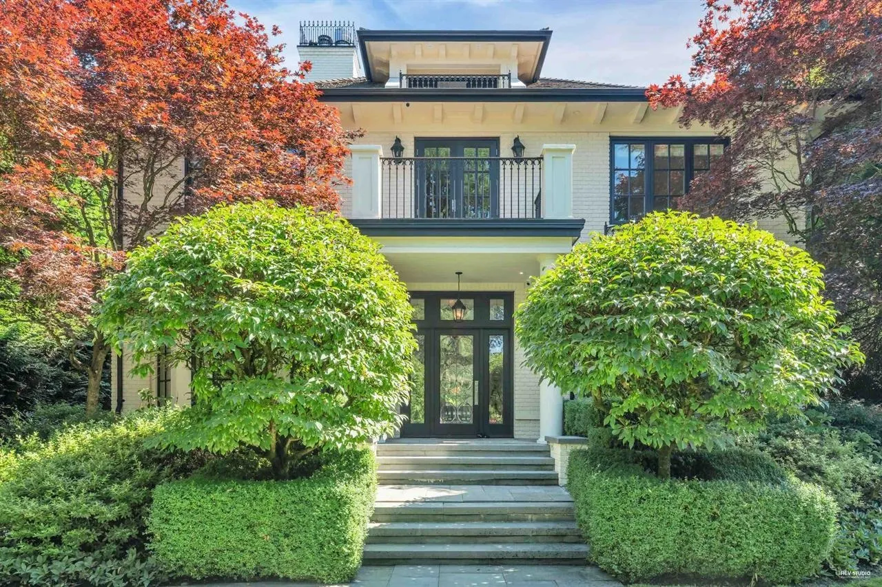 3416 Cedar Crescent