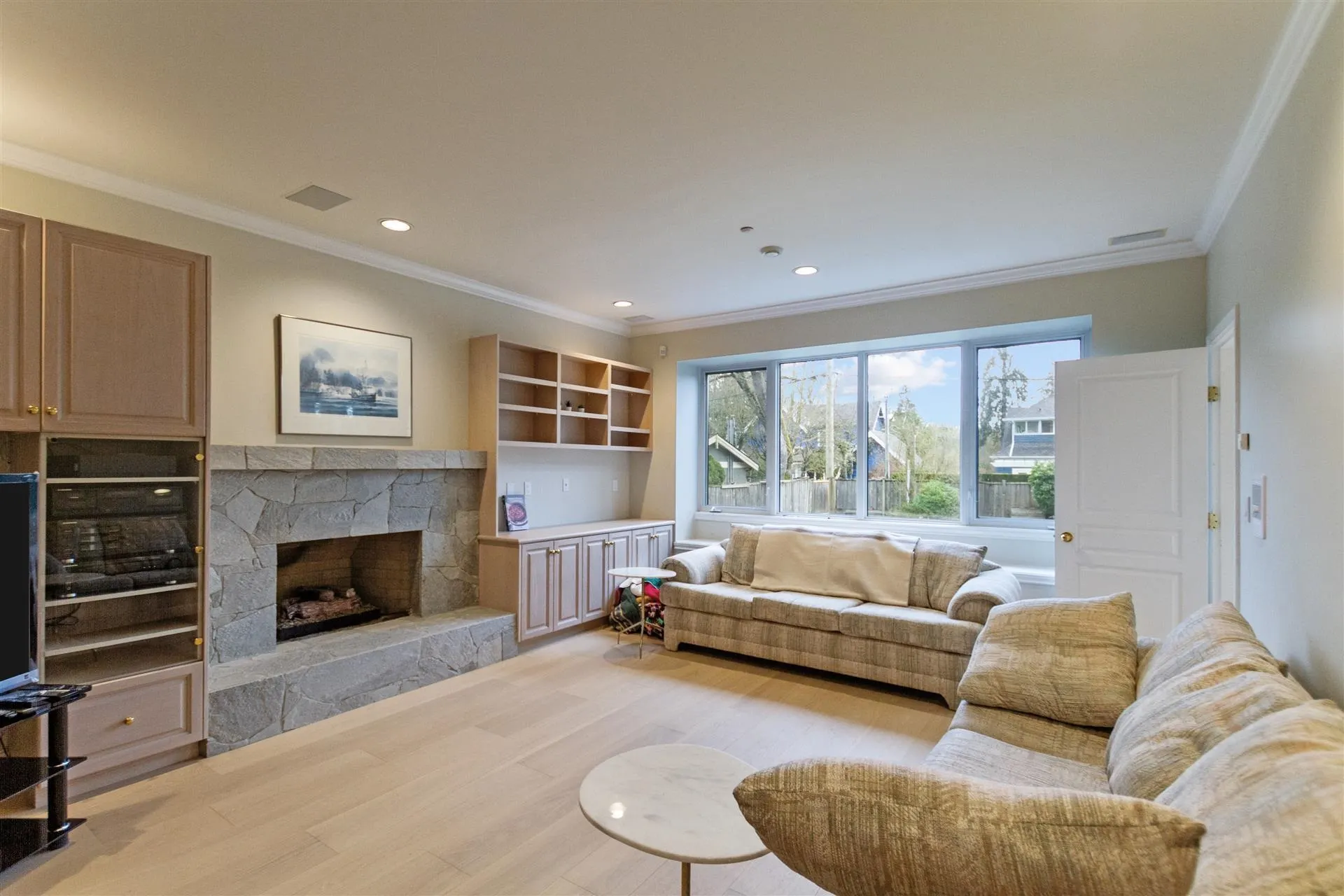 1437 Connaught Drive