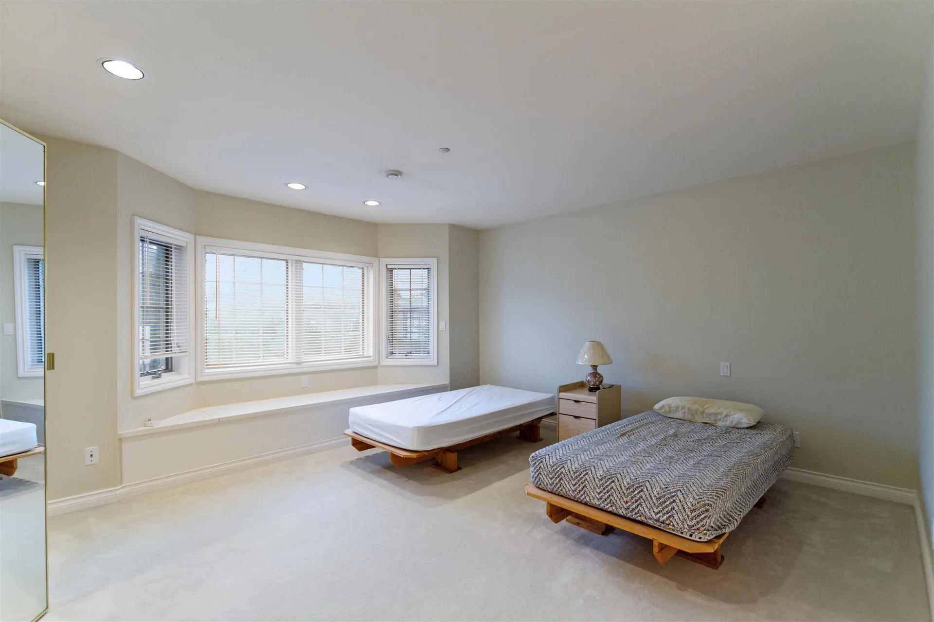 1437 Connaught Drive