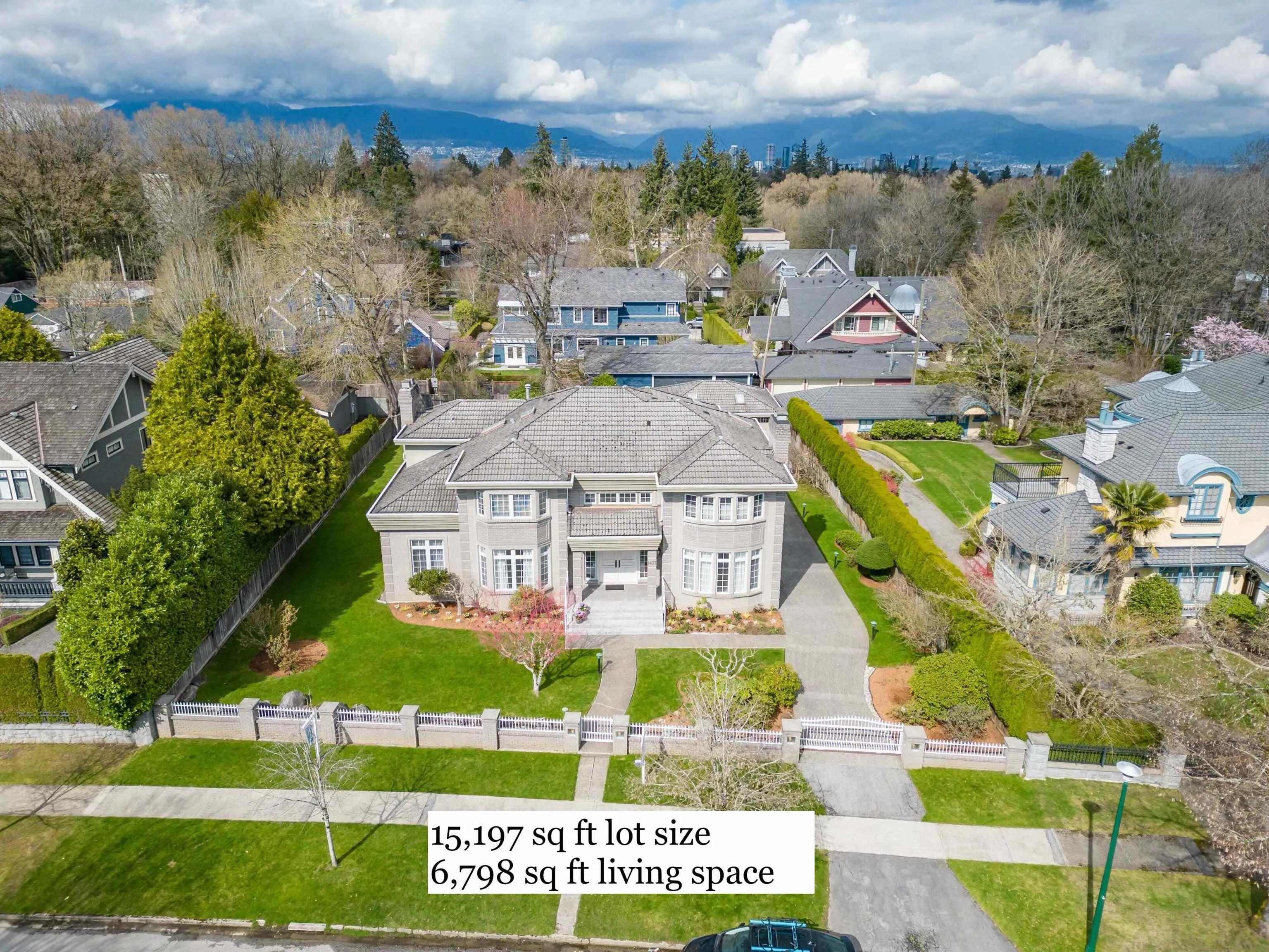 1437 Connaught Drive