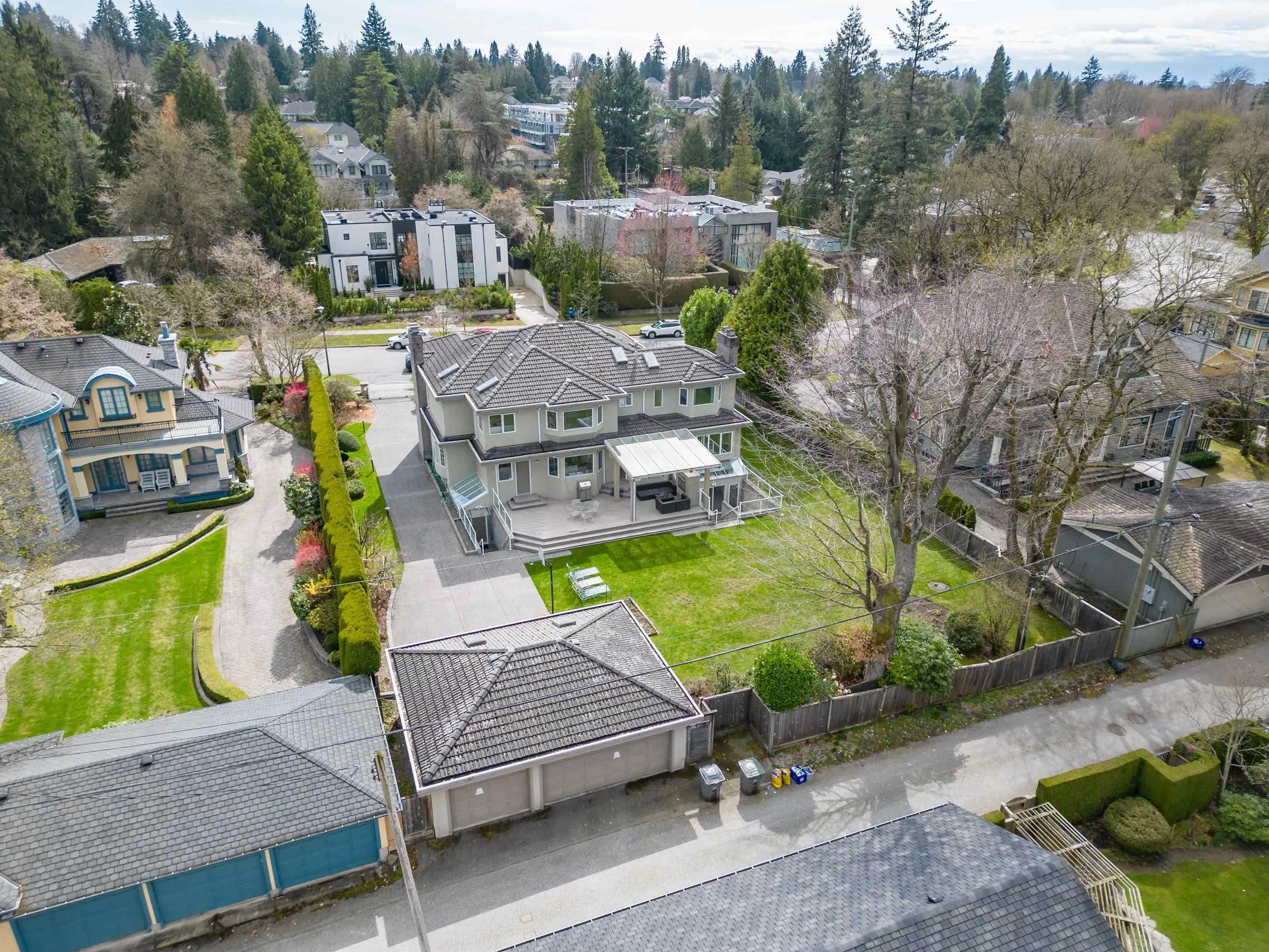 1437 Connaught Drive