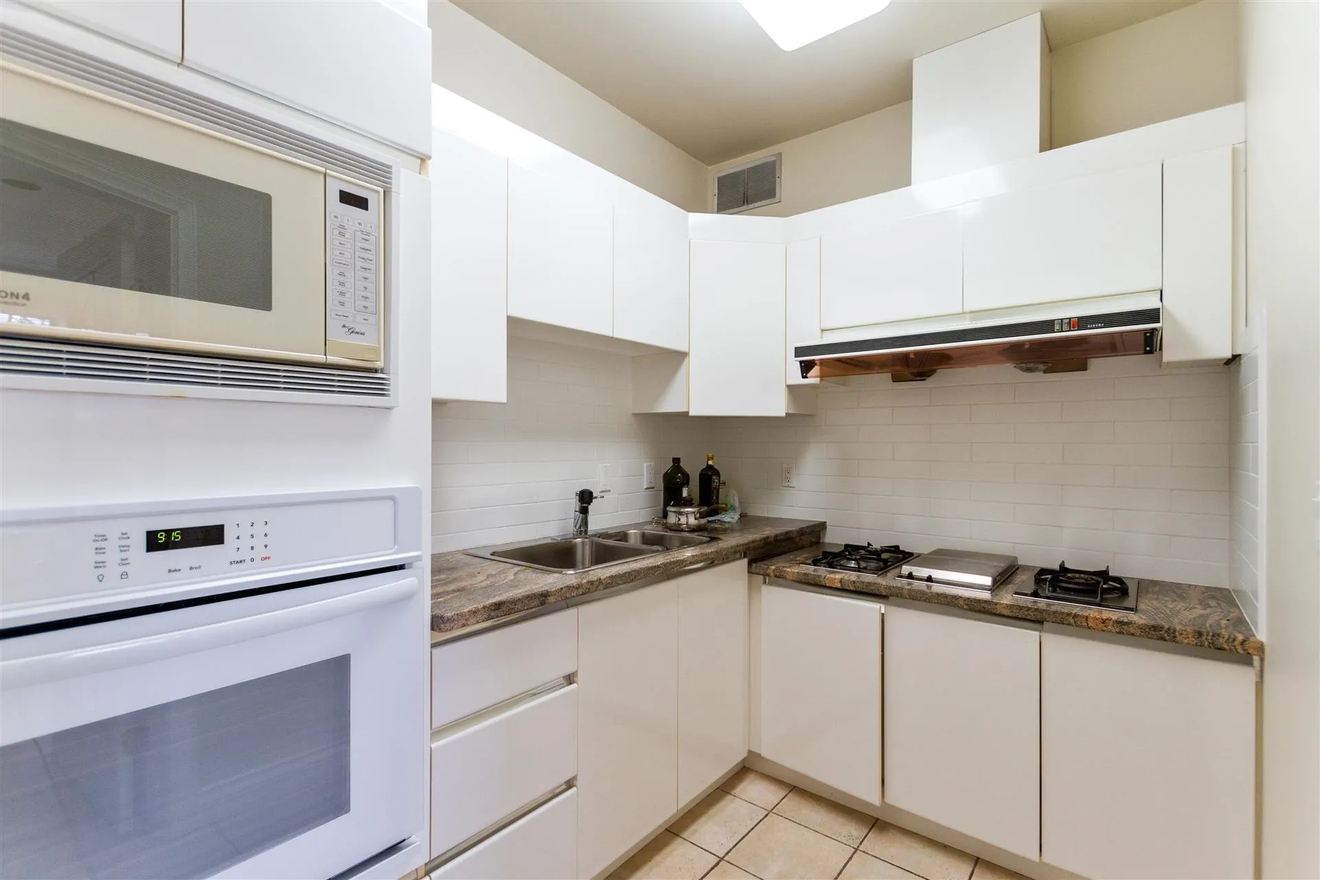 1437 Connaught Drive