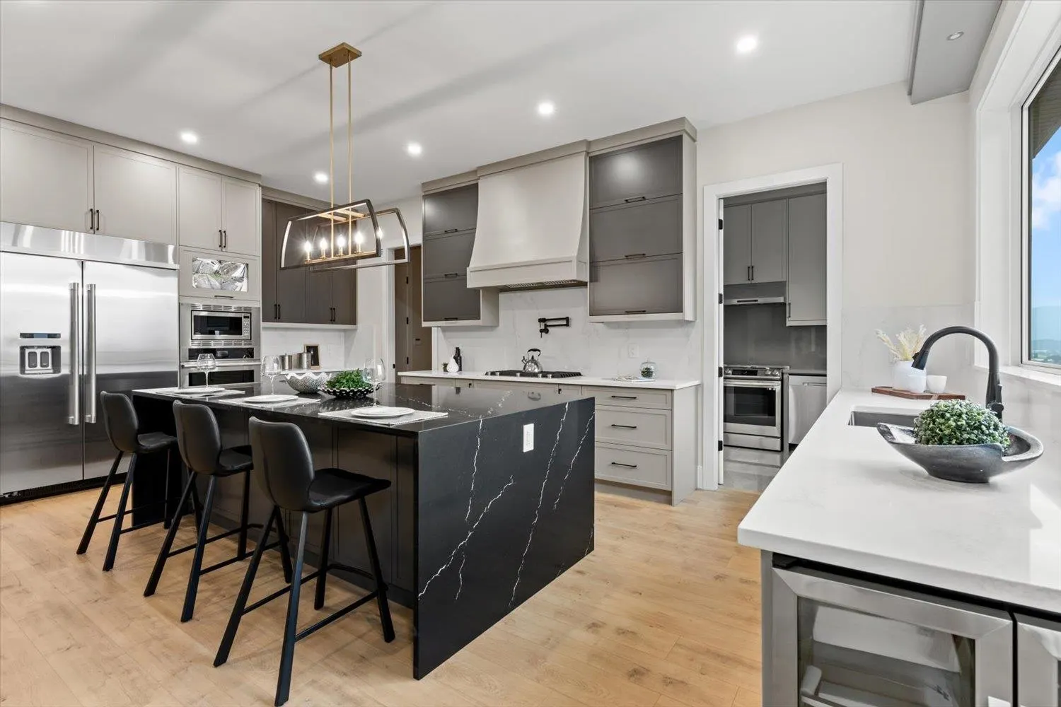 51205 Charlotte Place