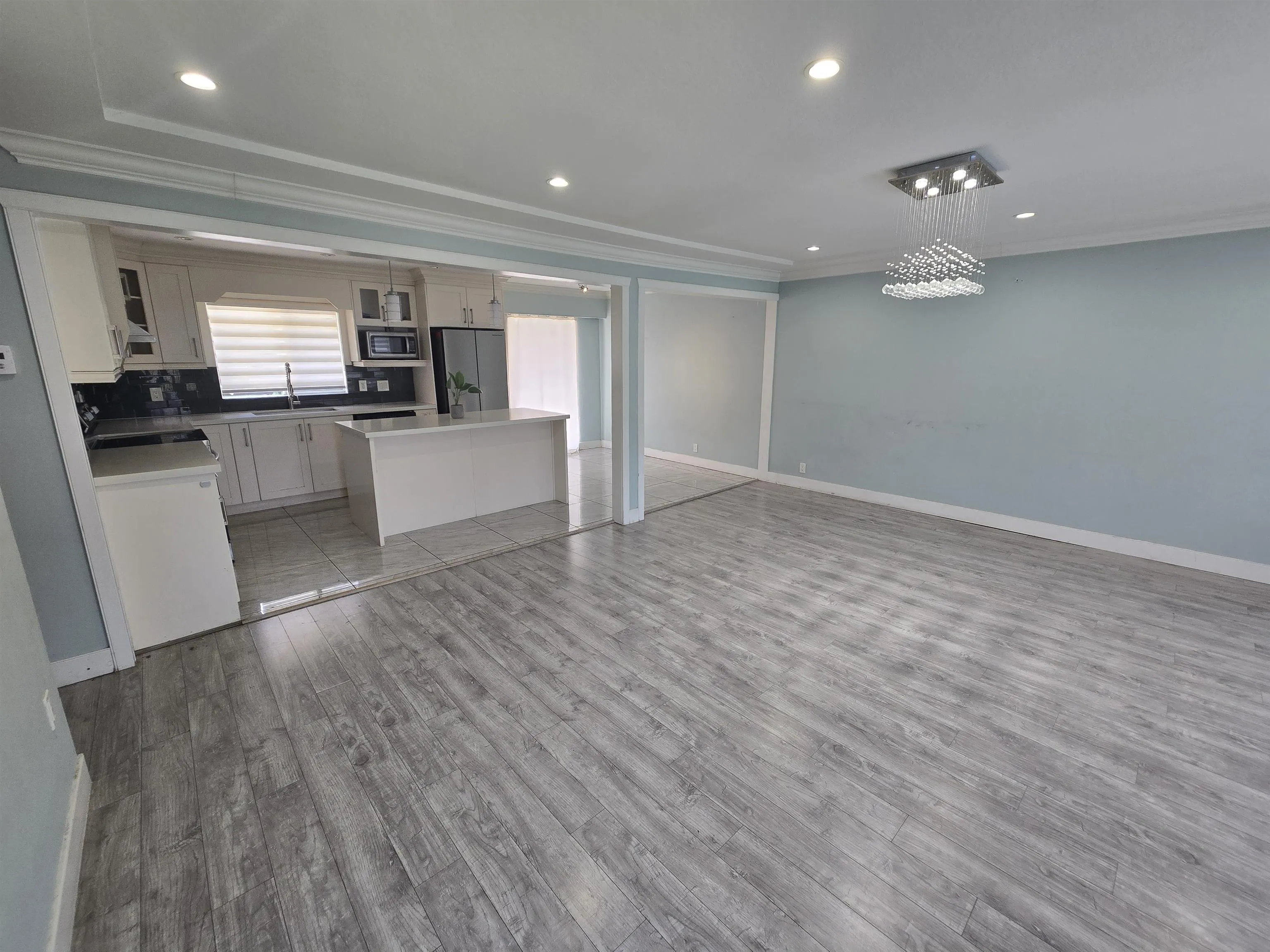 11352 Glen Avon Drive