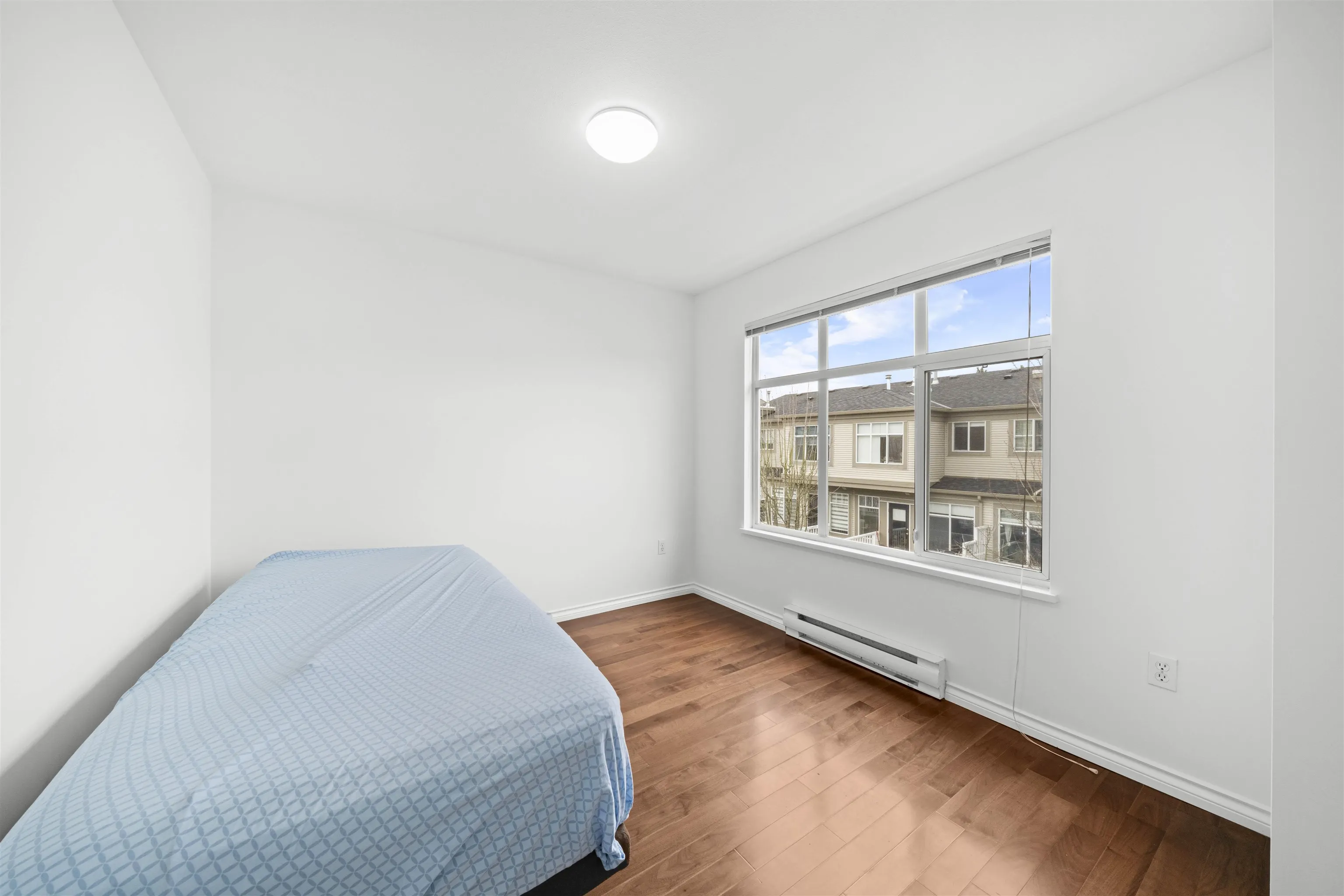 9 6179 No 1 Road